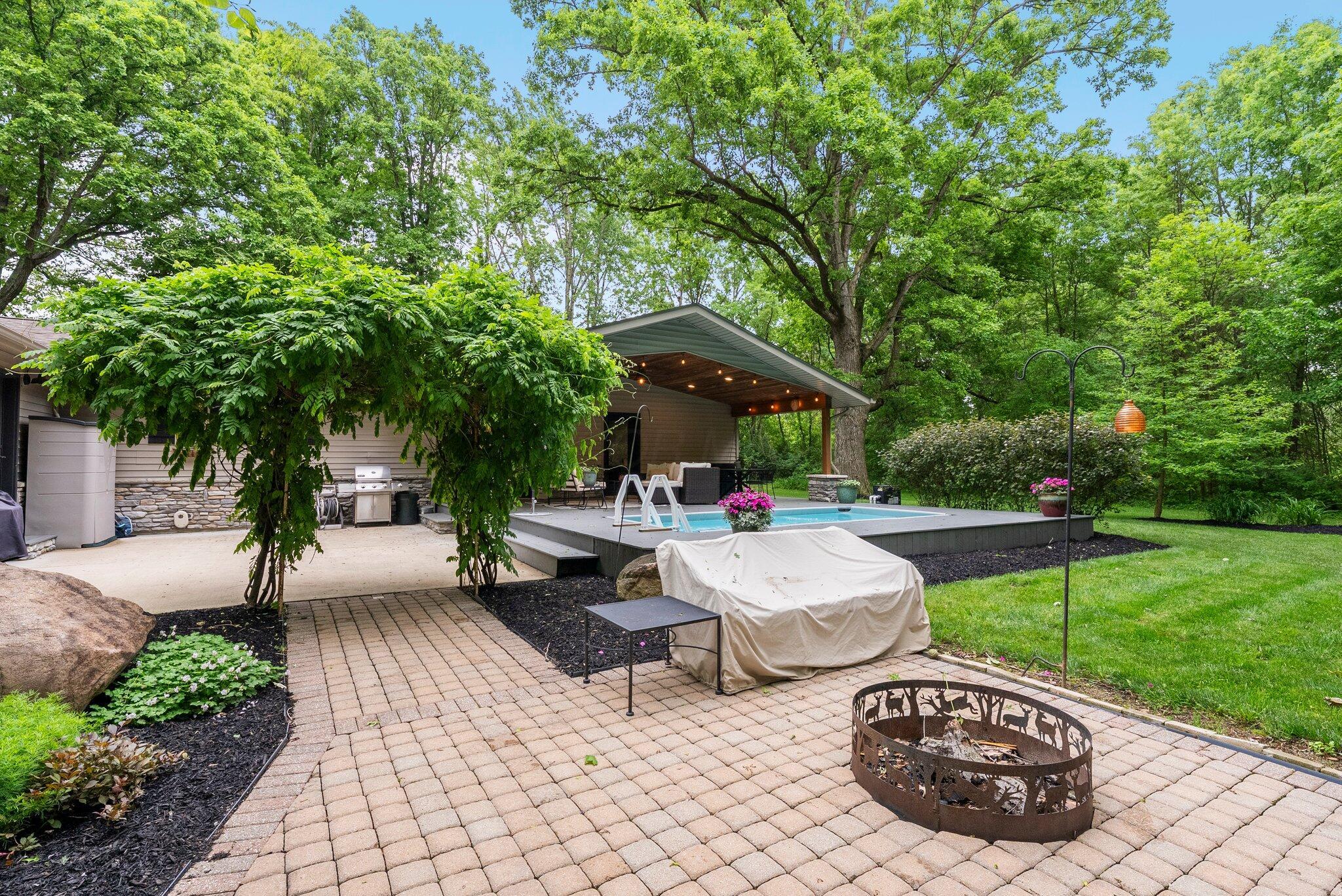 429 N Old State Road
