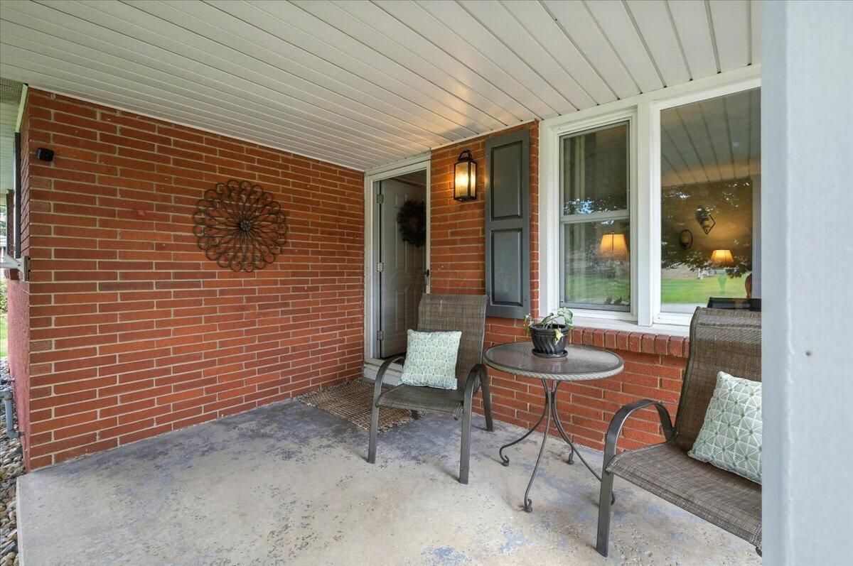 1150 Delwood Drive