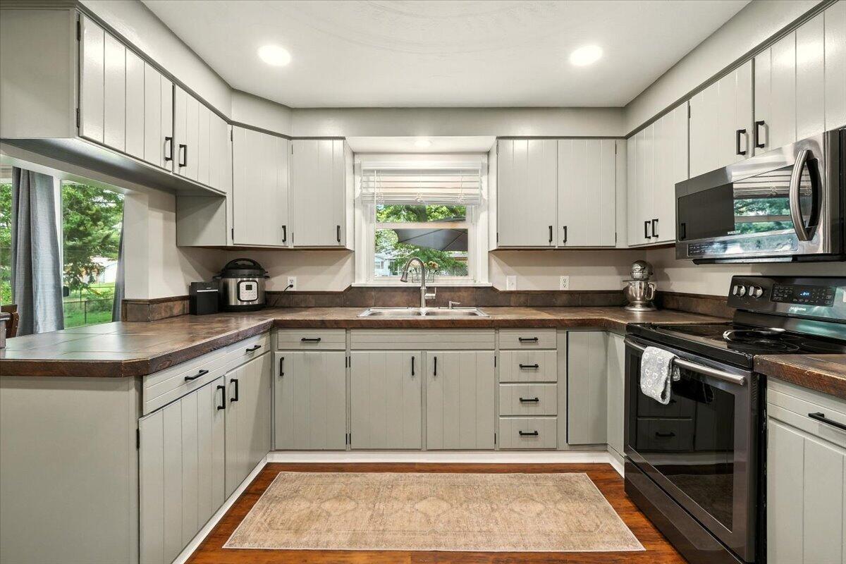 1150 Delwood Drive
