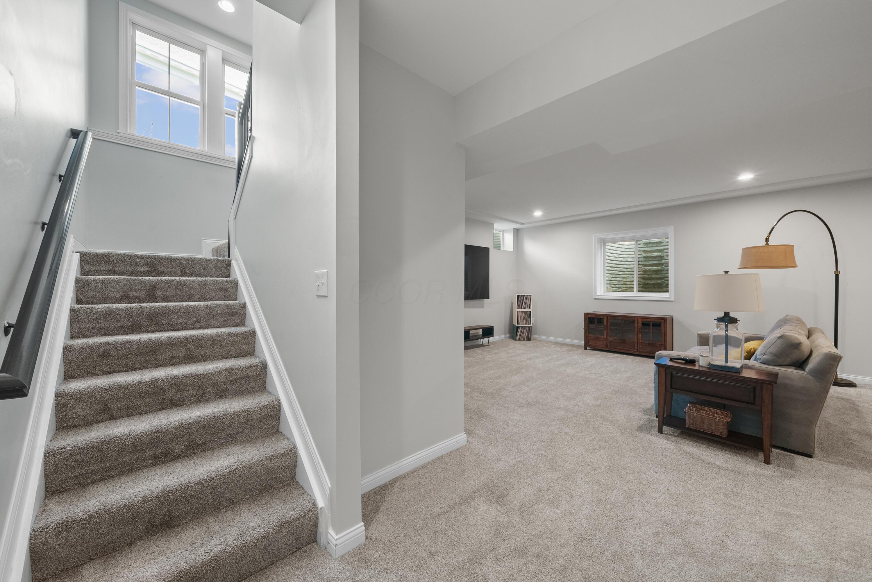 8153 Lilium Way