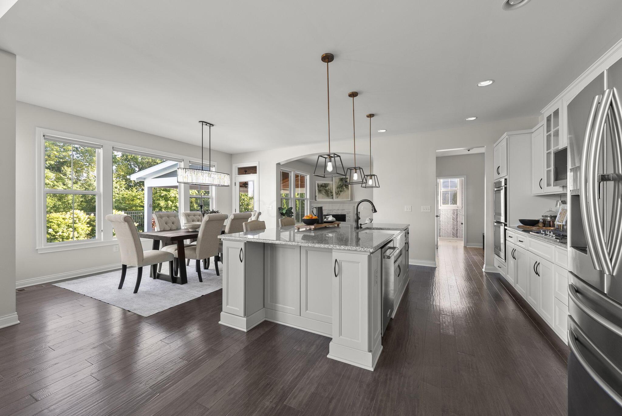 8153 Lilium Way