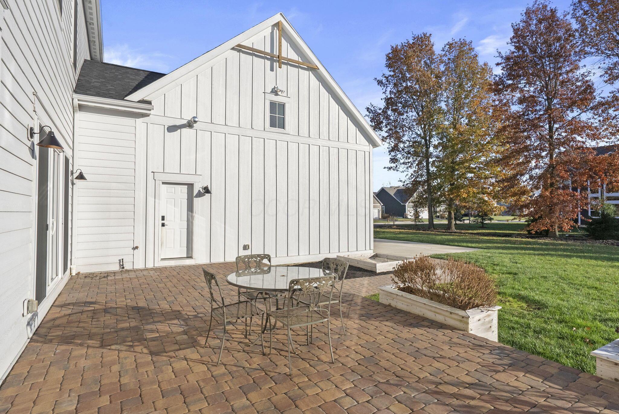 2320 Red Oak Street