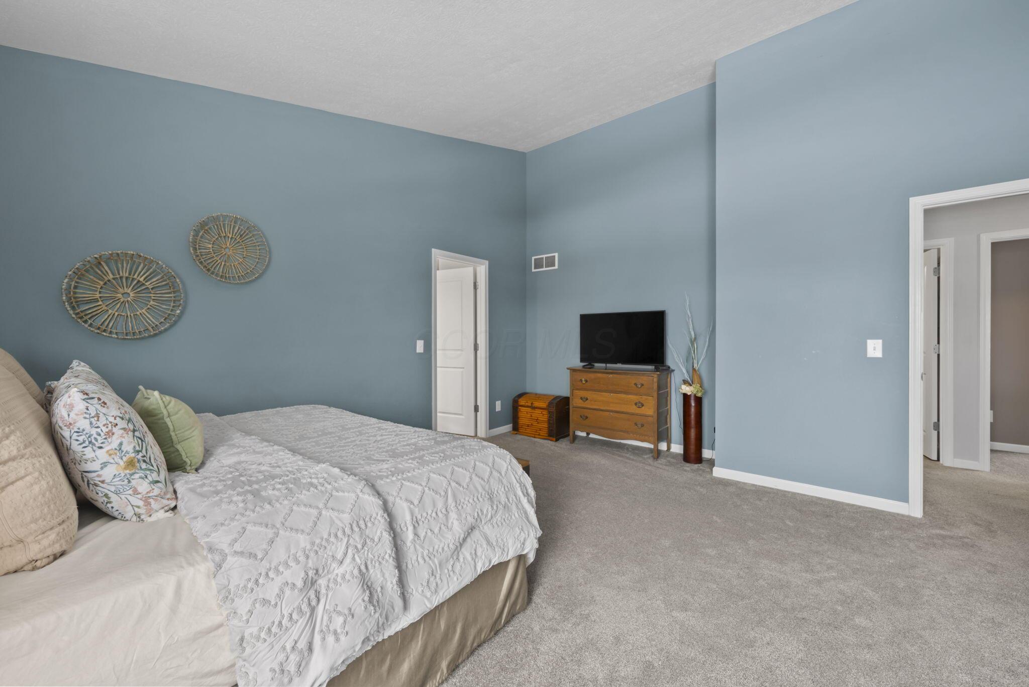 543 Sunbury Meadows Drive