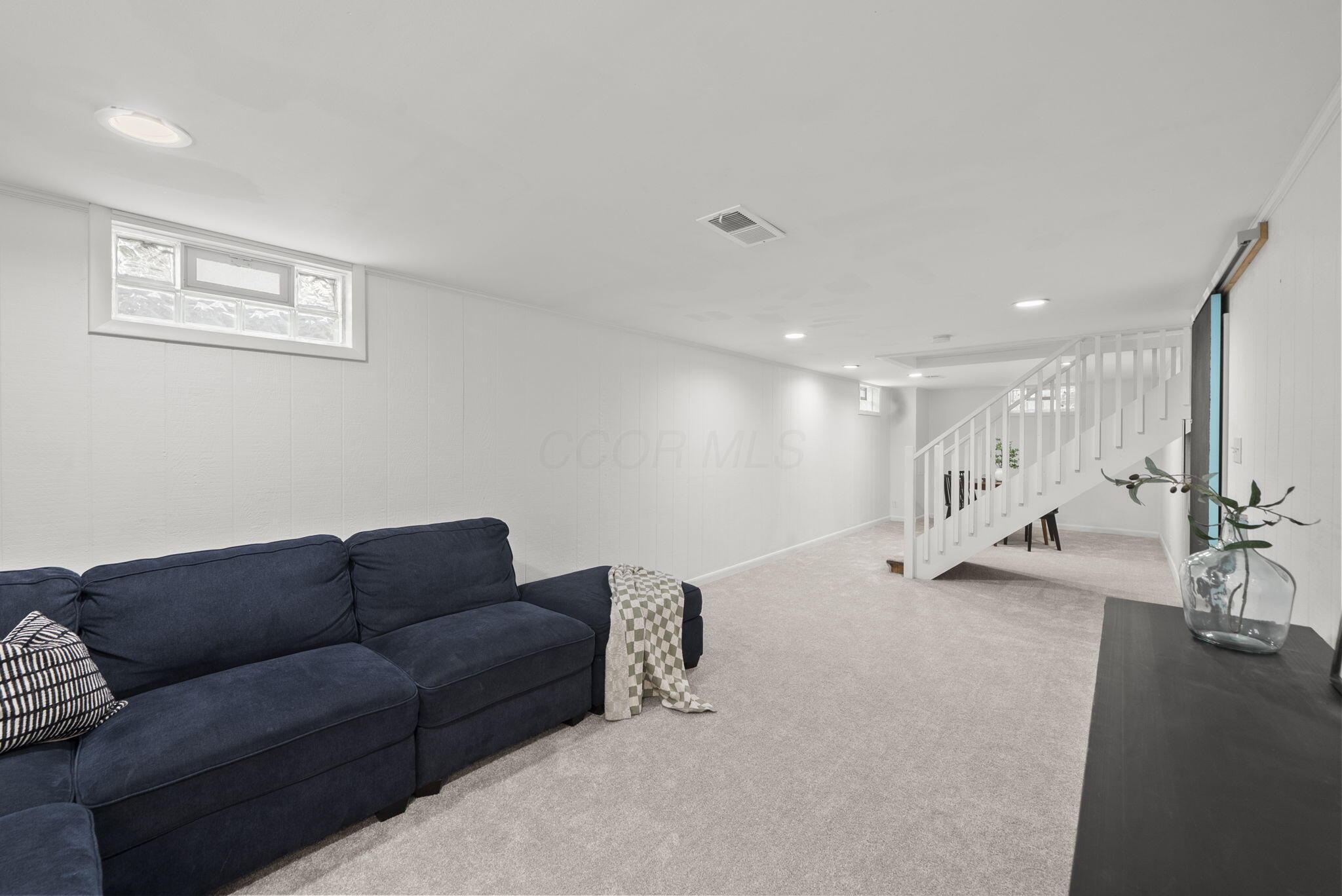 2748 Tremont Road