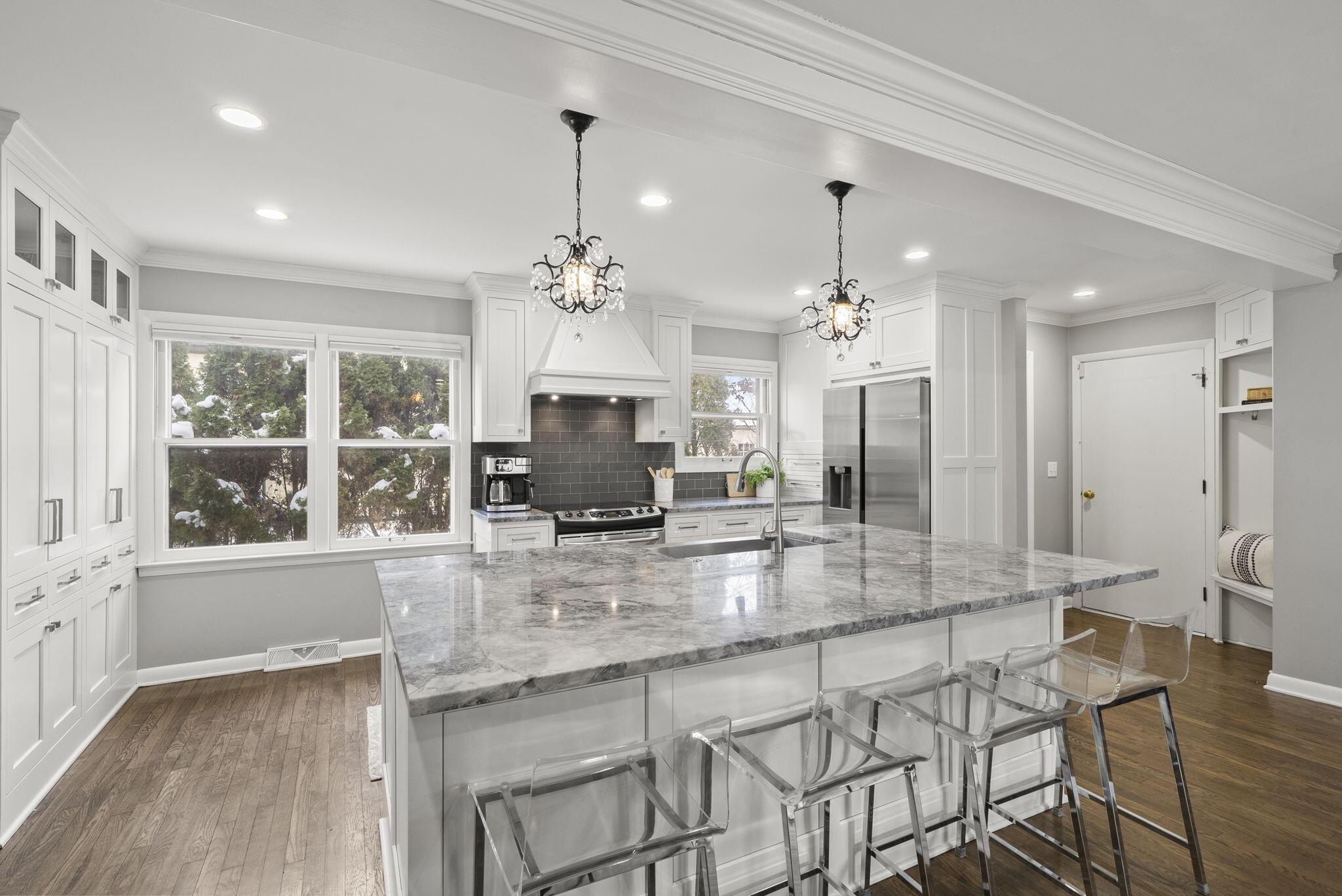 2748 Tremont Road