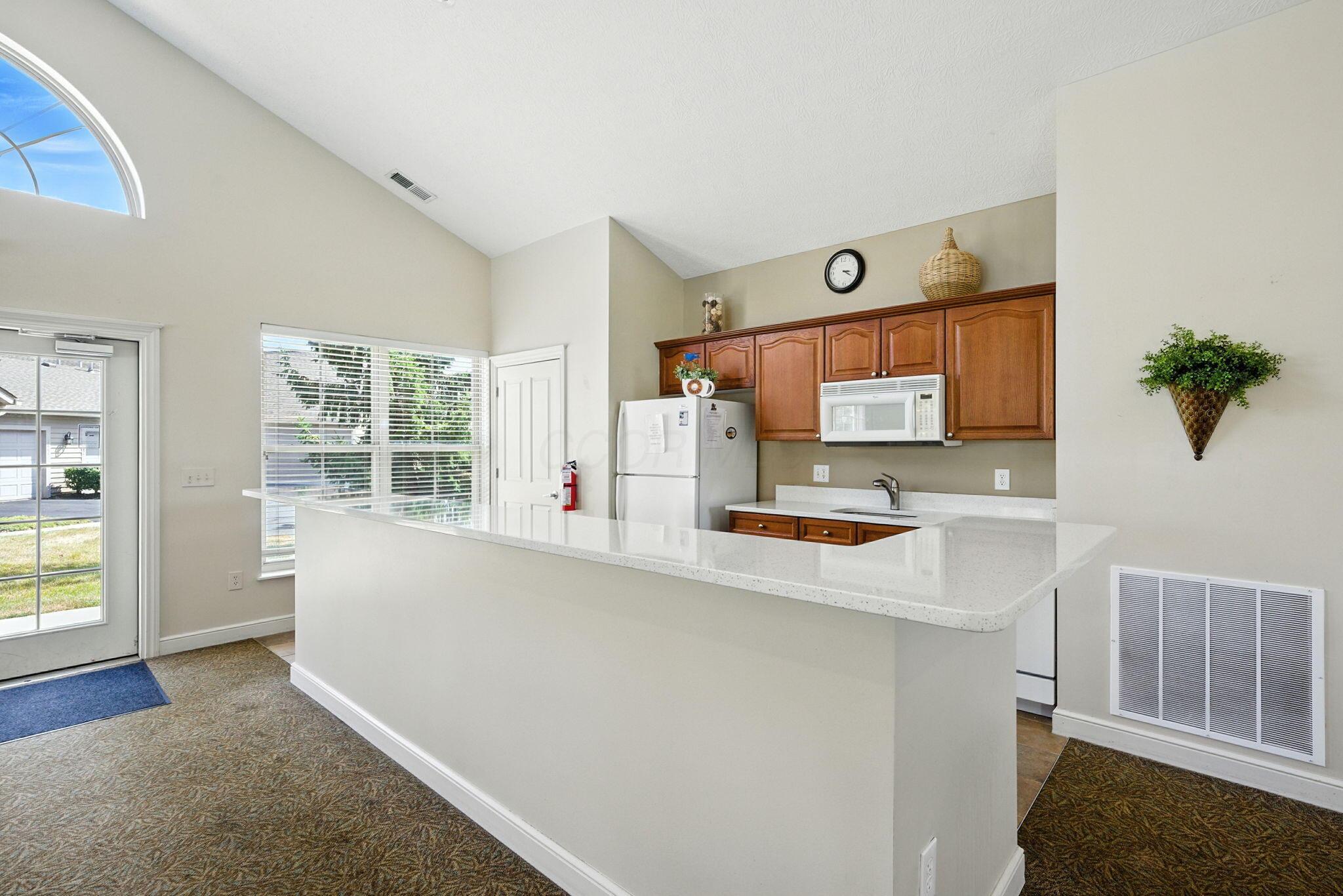 4121 Waterside Place, 13