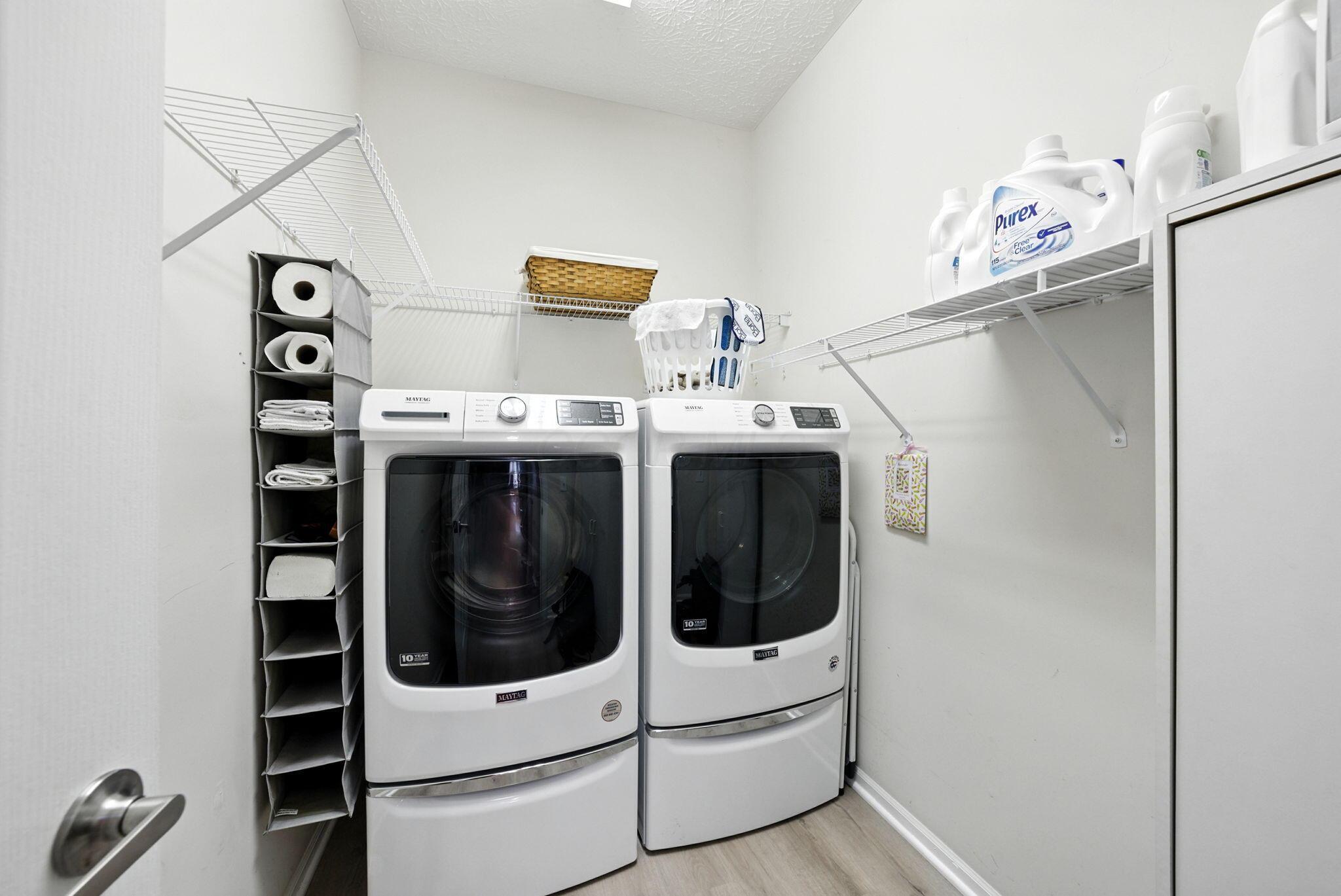 4121 Waterside Place, 13