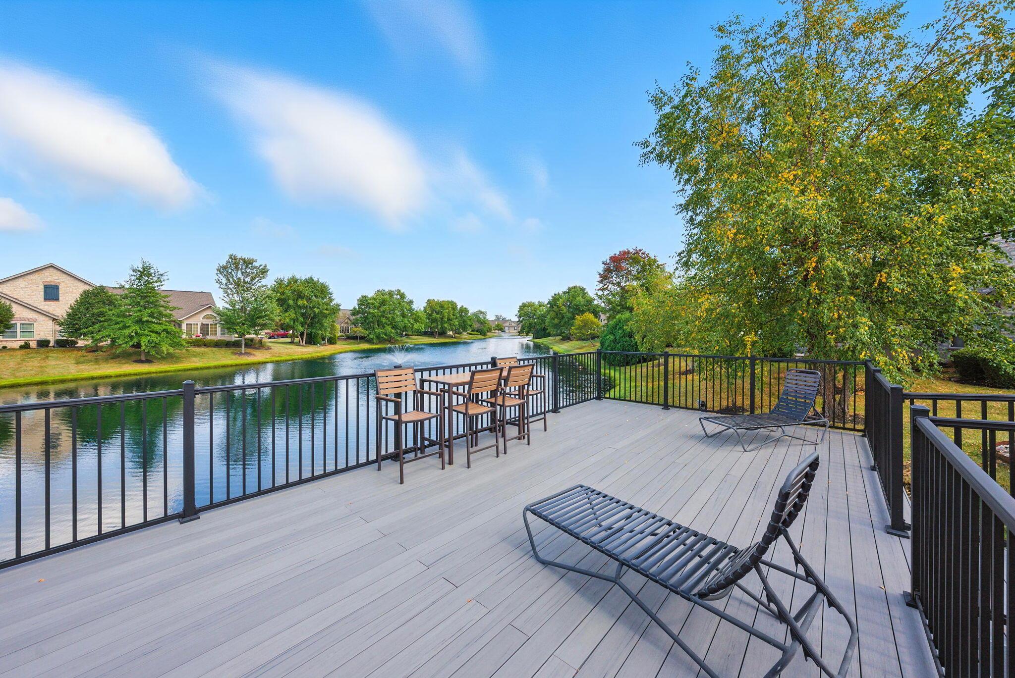 4121 Waterside Place, 13