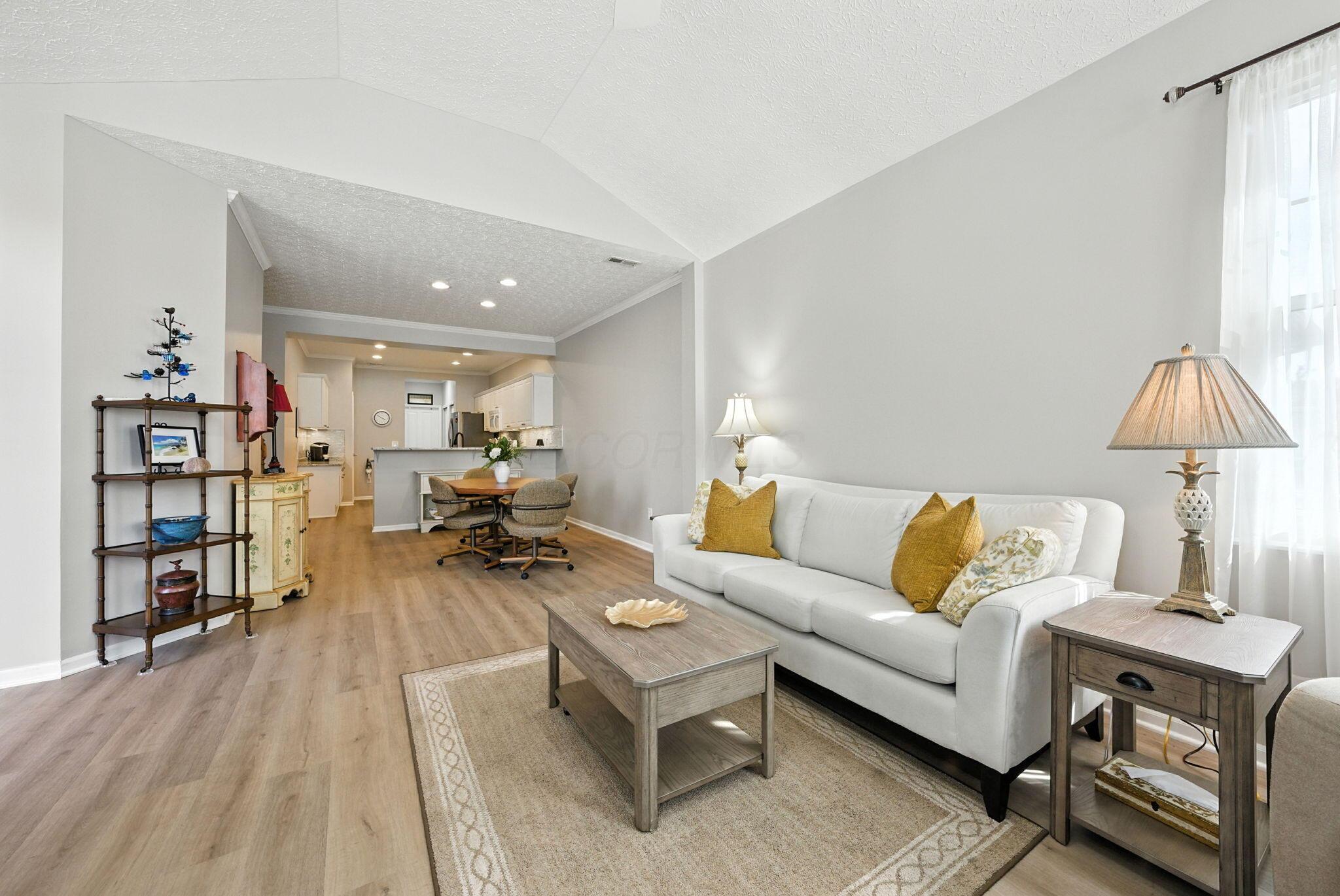 4121 Waterside Place, 13
