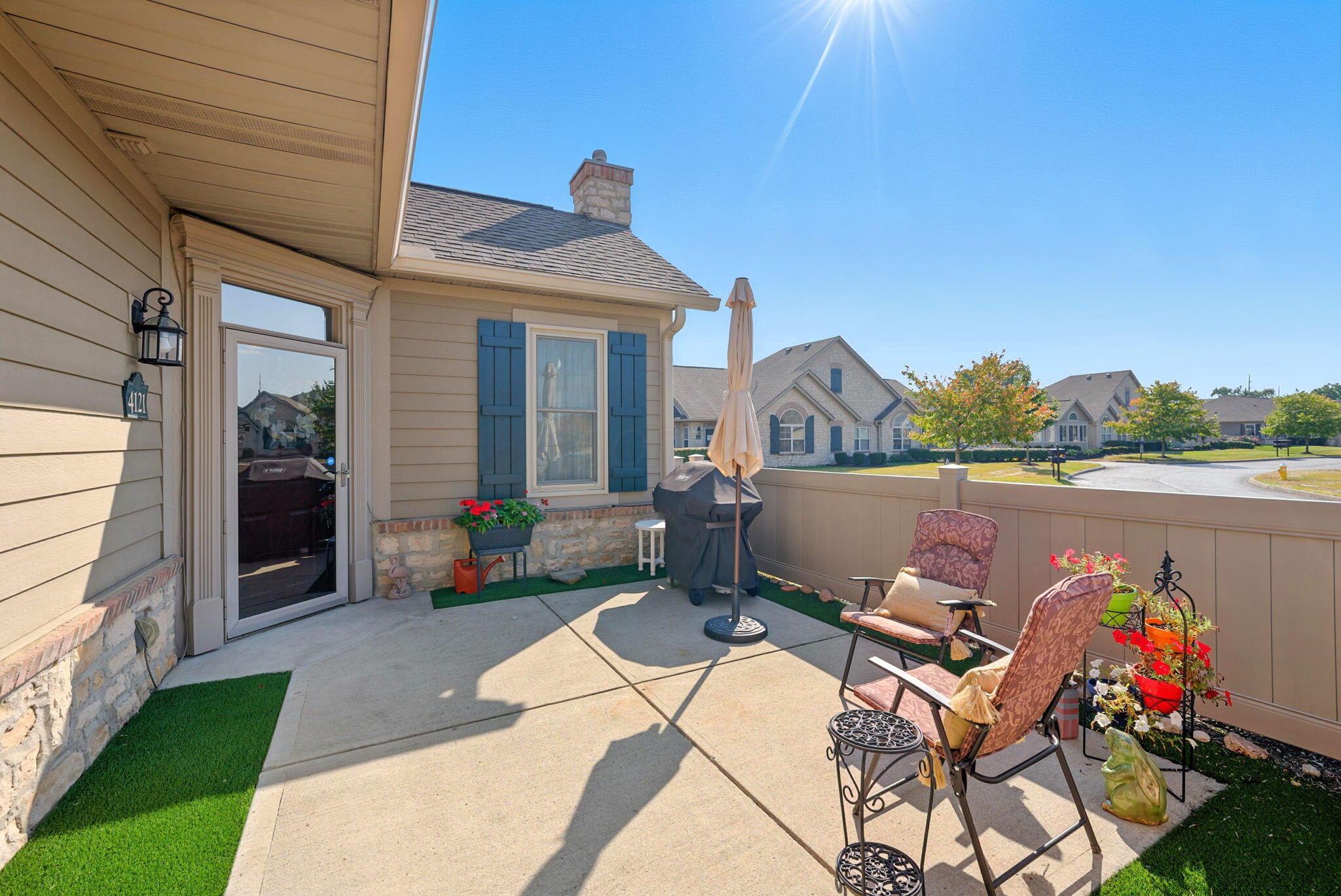 4121 Waterside Place, 13