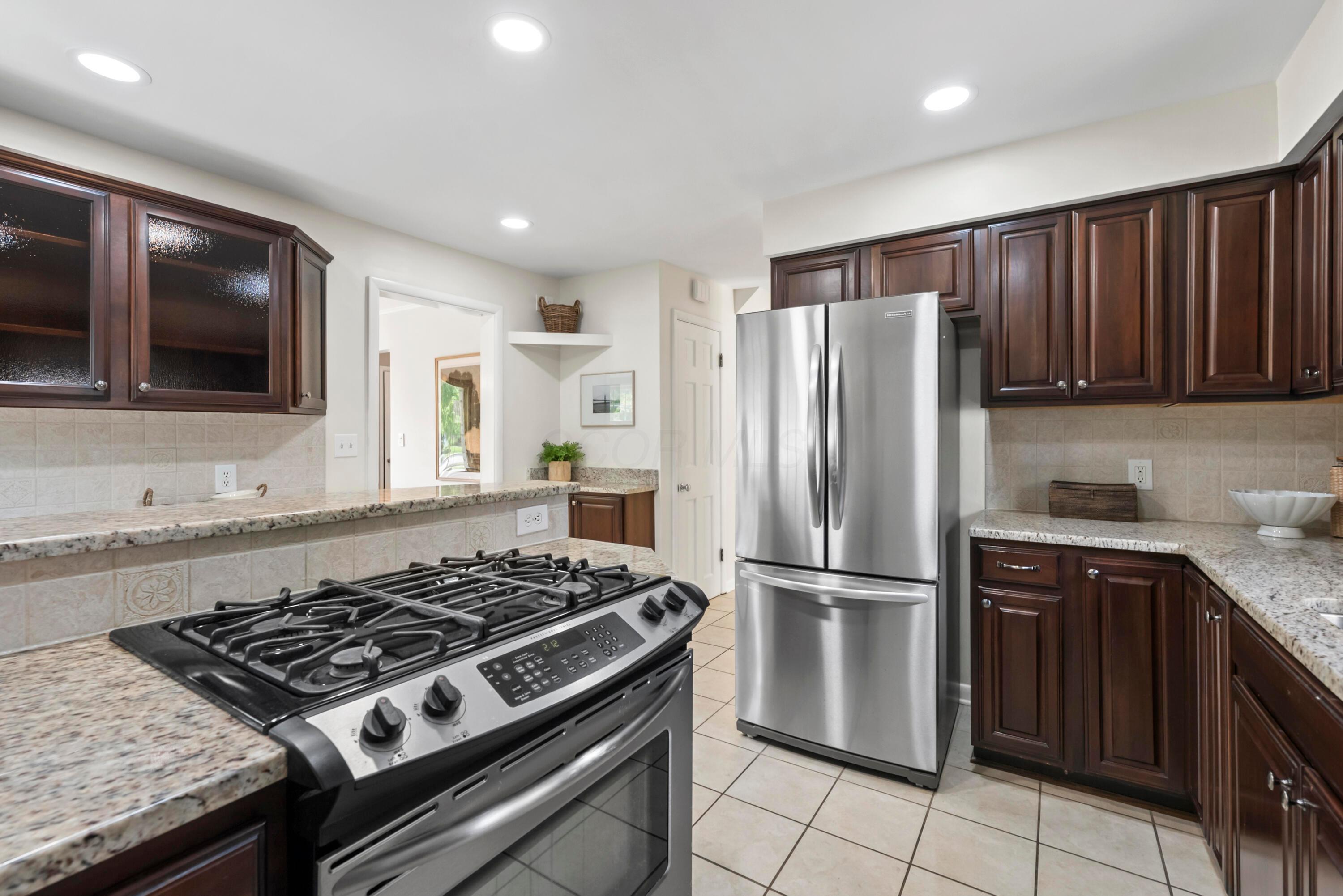 2762 Tremont Road