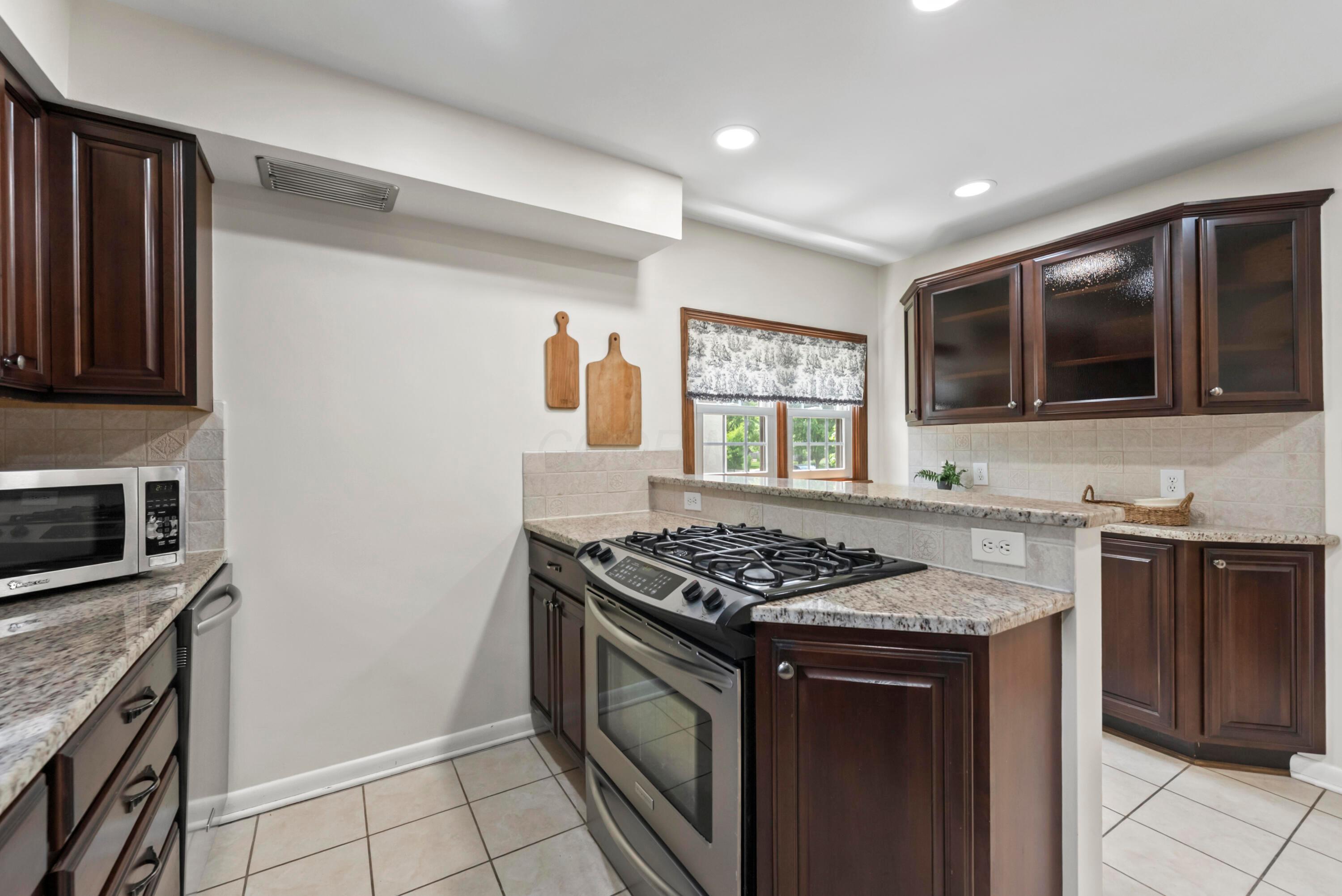 2762 Tremont Road