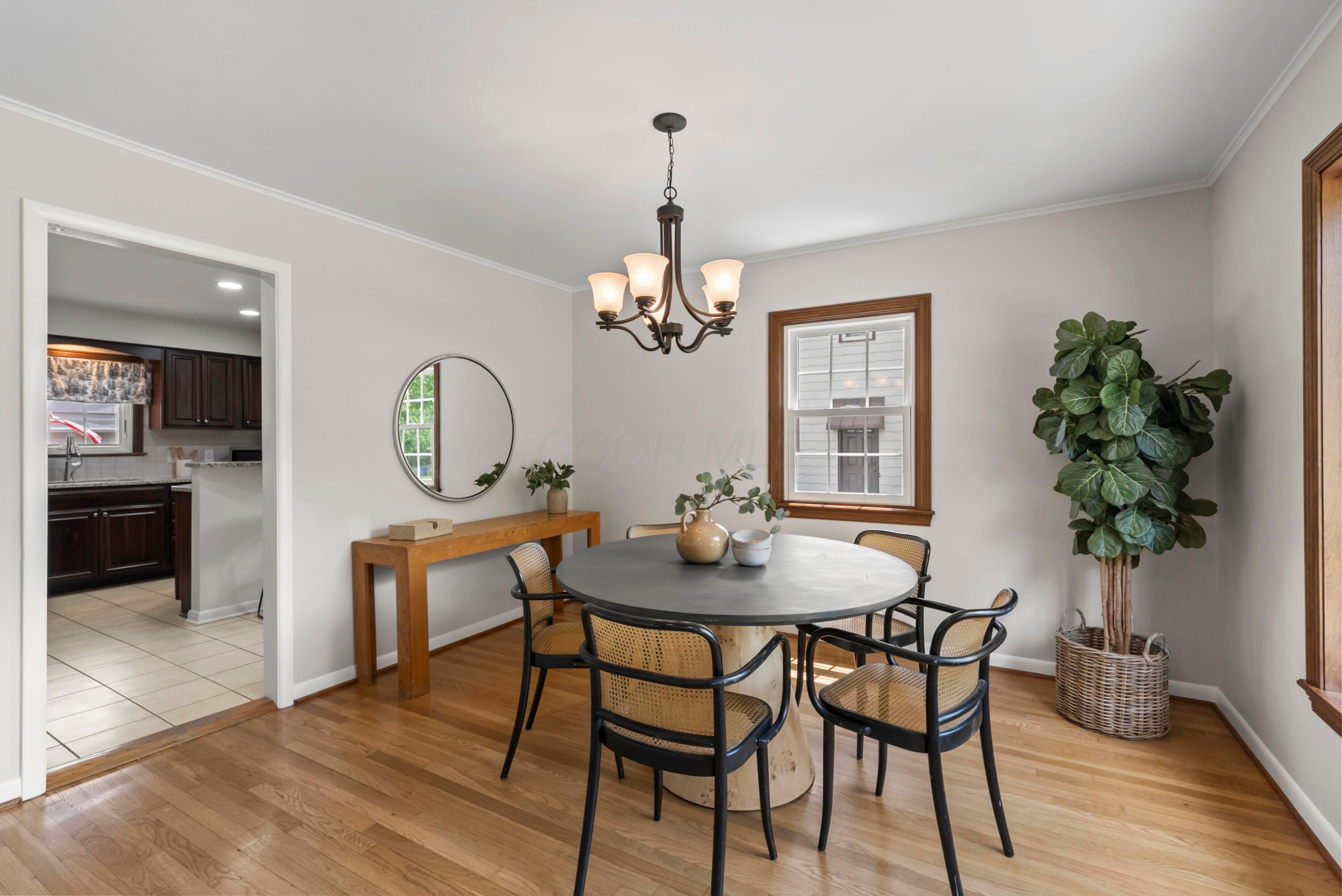 2762 Tremont Road
