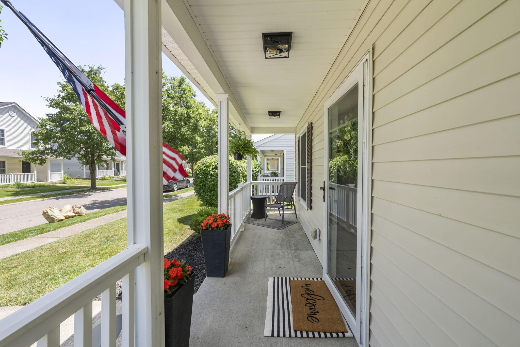 6109 Treaty Lane, 207