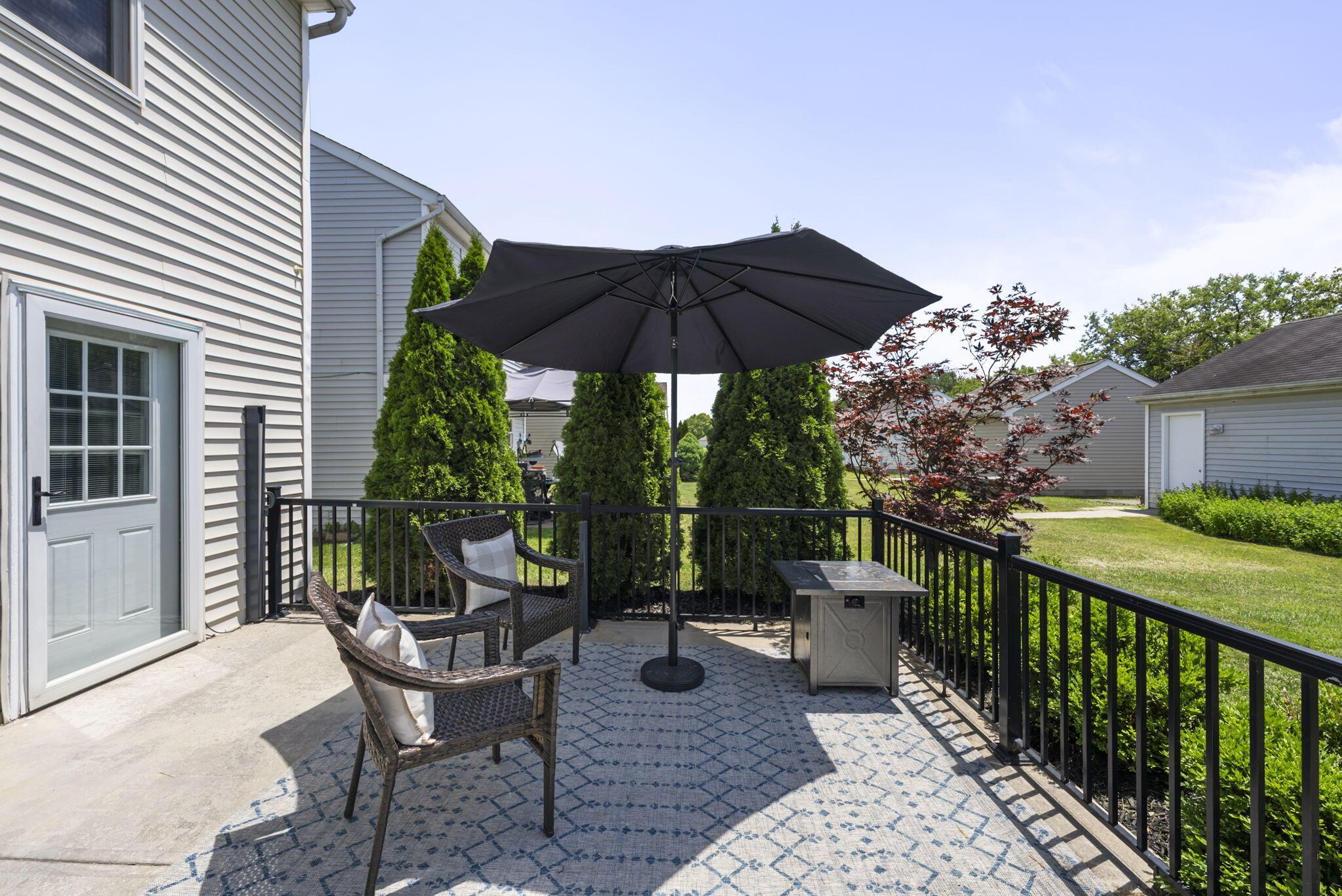 6109 Treaty Lane, 207