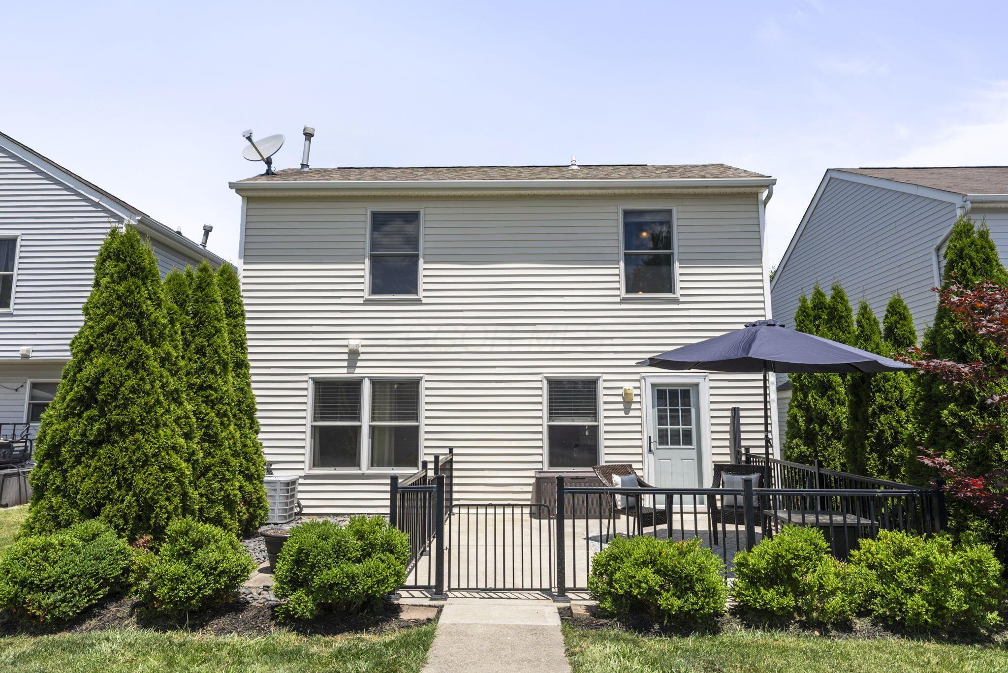 6109 Treaty Lane, 207