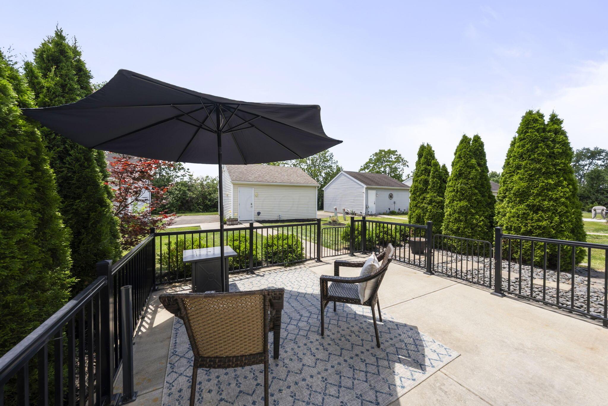 6109 Treaty Lane, 207