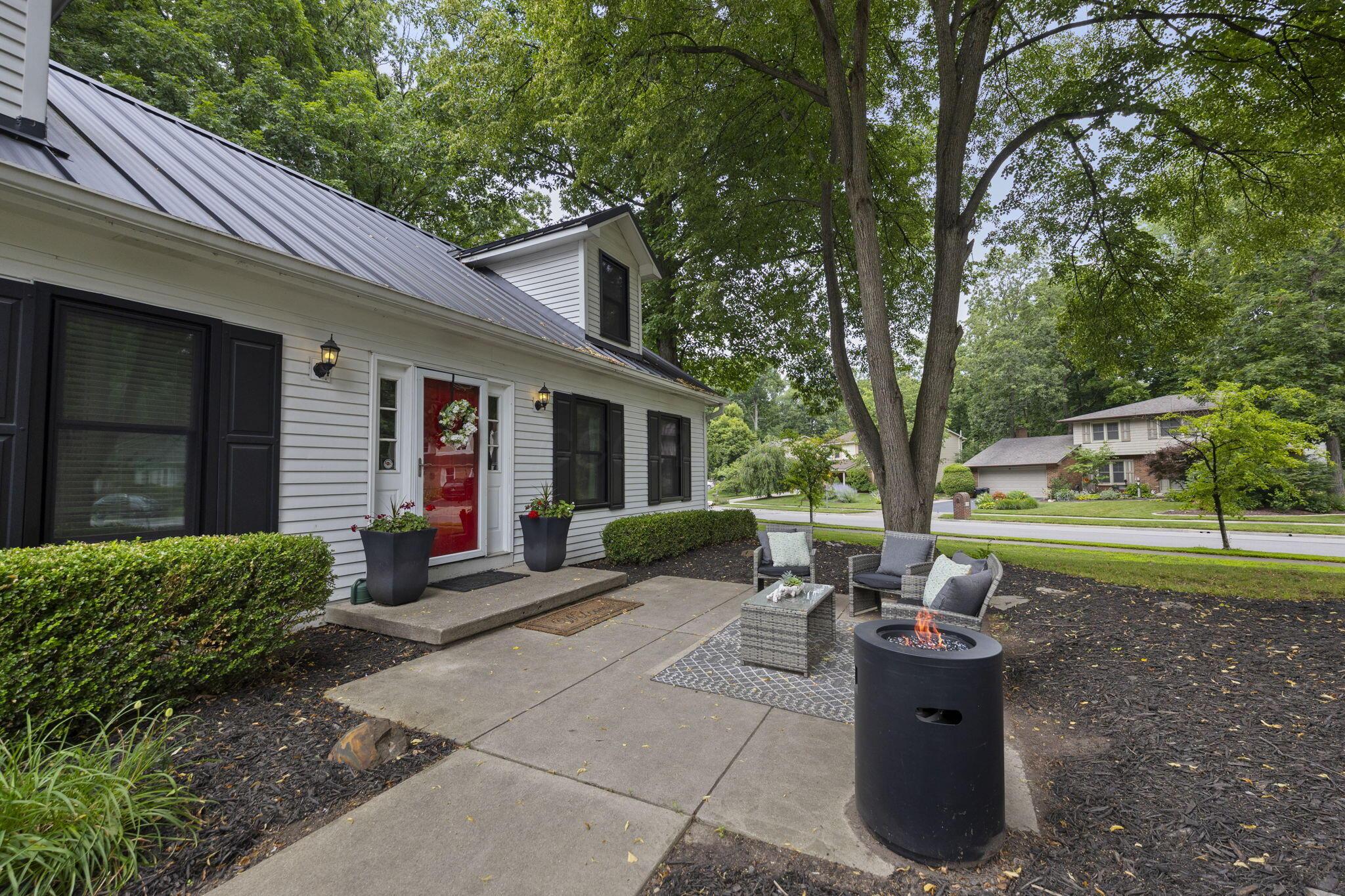 1082 Autumn Woods Drive