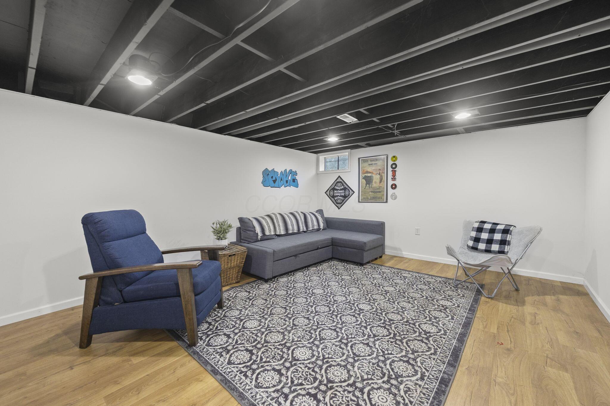 1082 Autumn Woods Drive