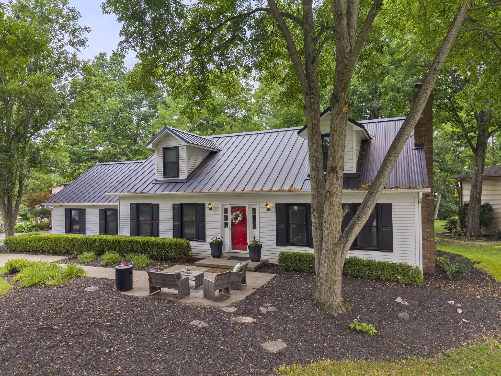 1082 Autumn Woods Drive