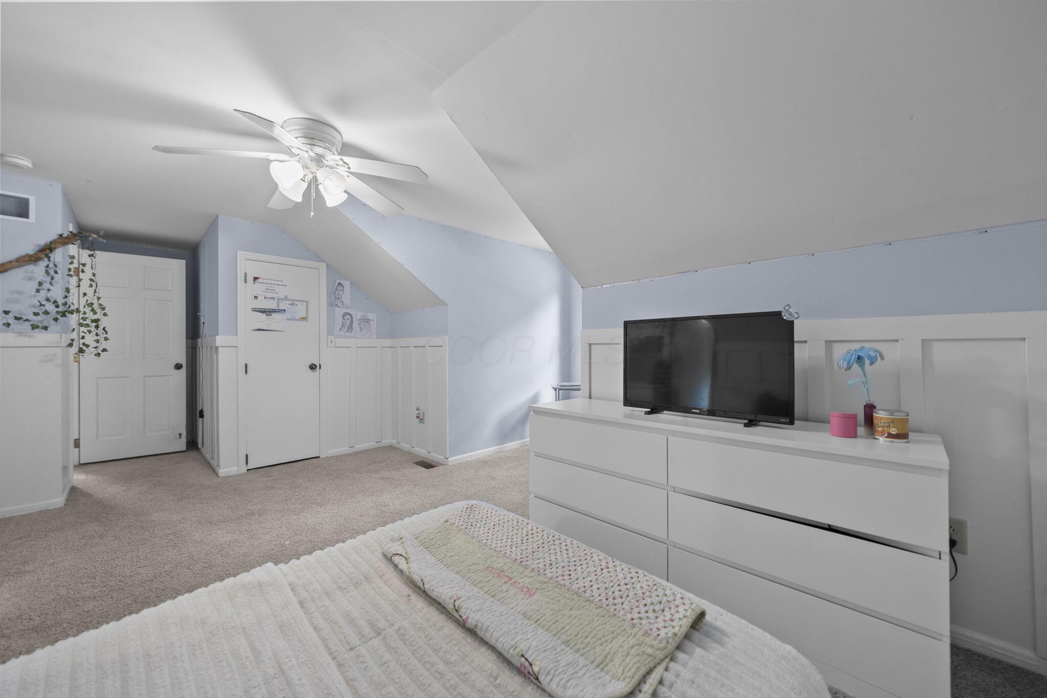1082 Autumn Woods Drive
