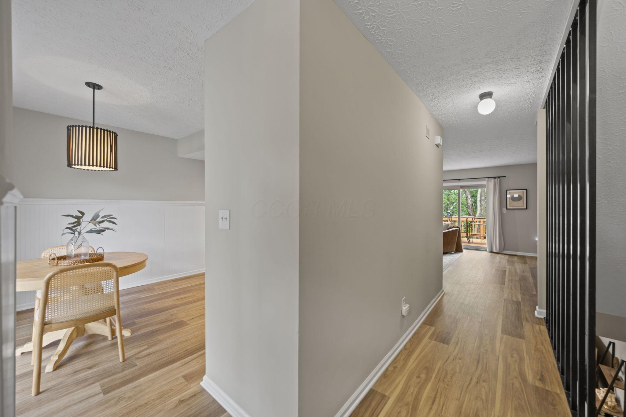 3262 Brookview Way, 11