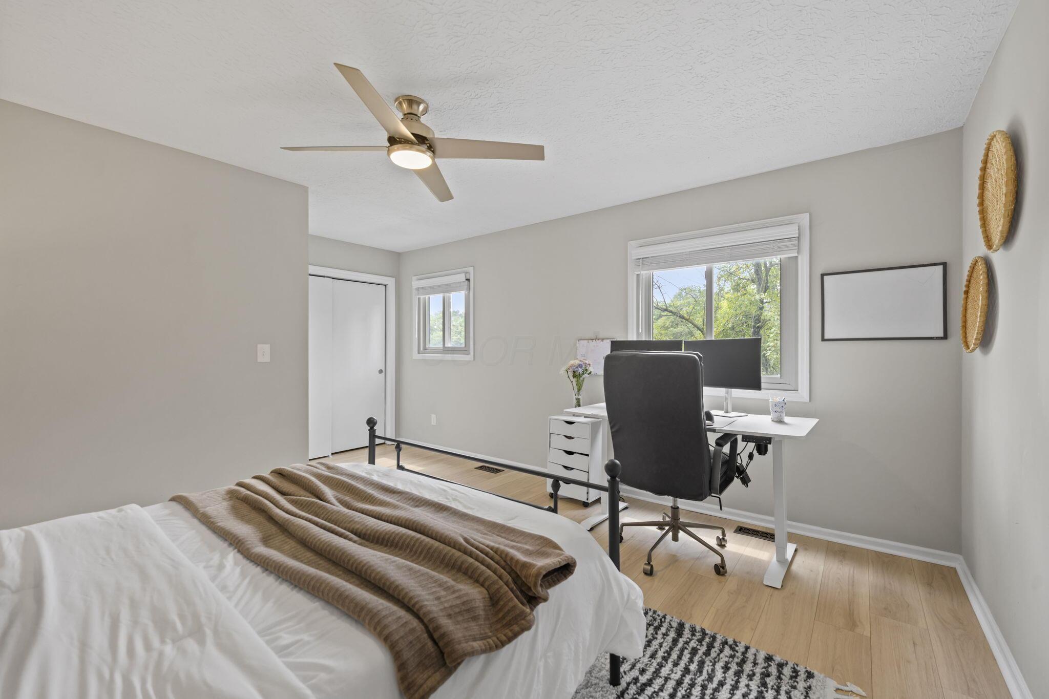 3262 Brookview Way, 11
