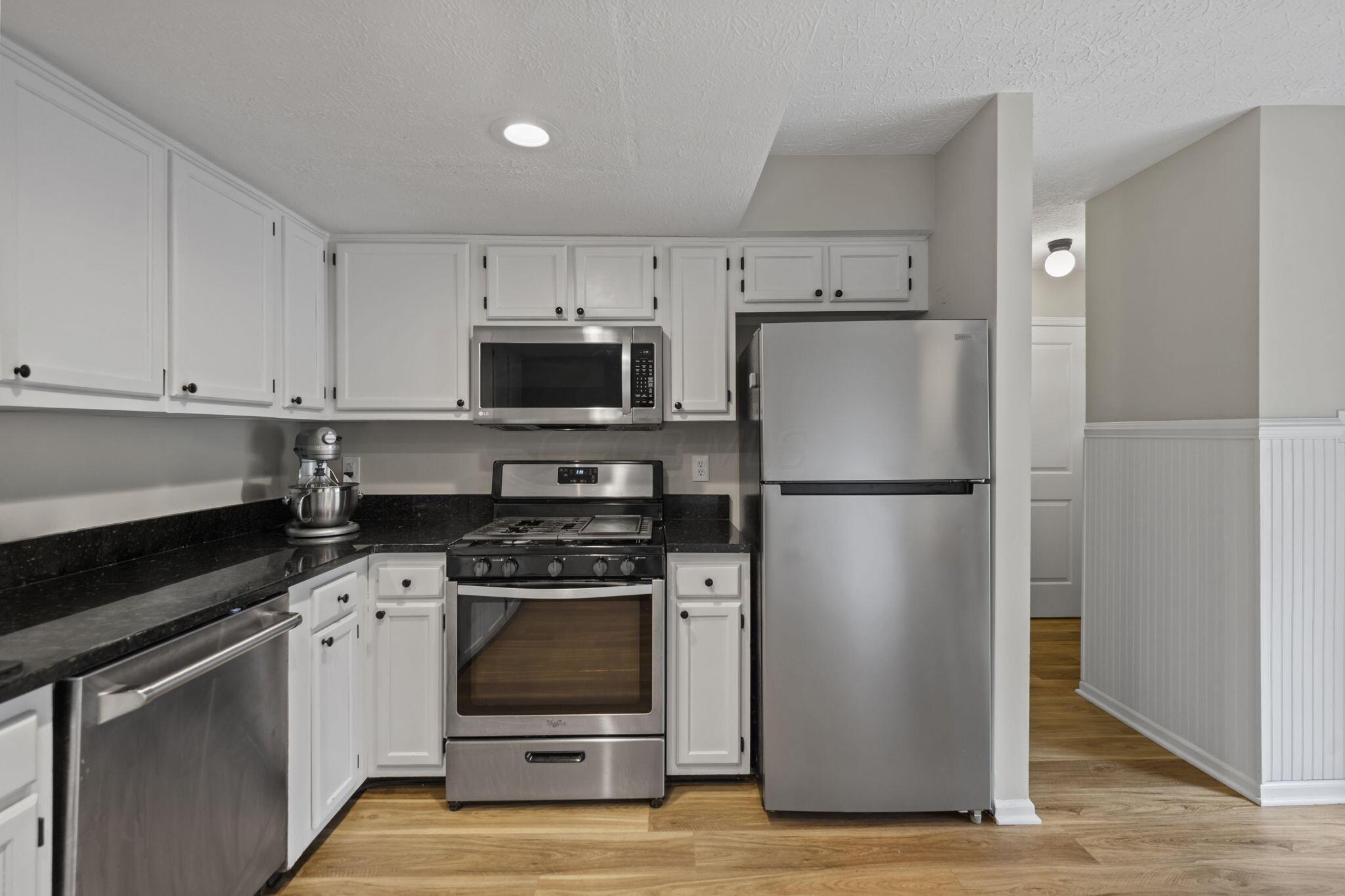3262 Brookview Way, 11