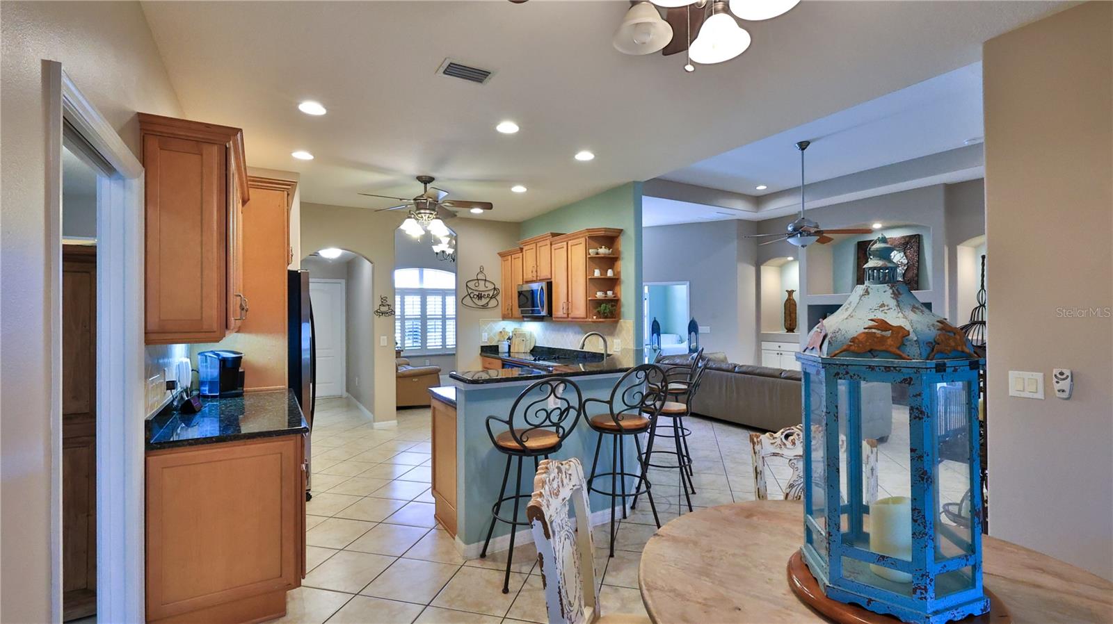 12 FLINT HILL LN