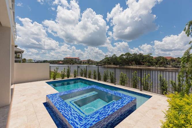 240 YACHT HARBOR DR
