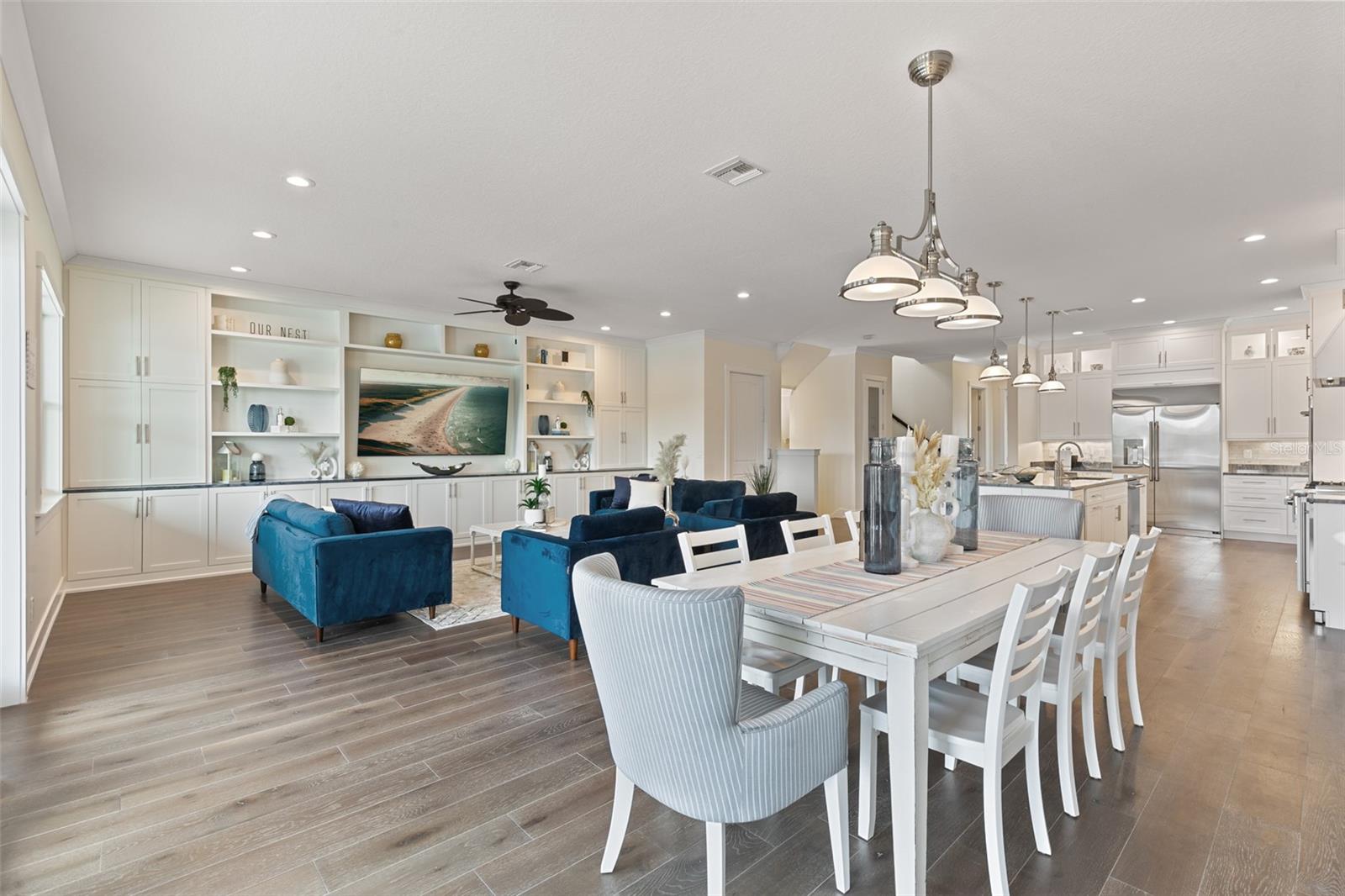 240 YACHT HARBOR DR