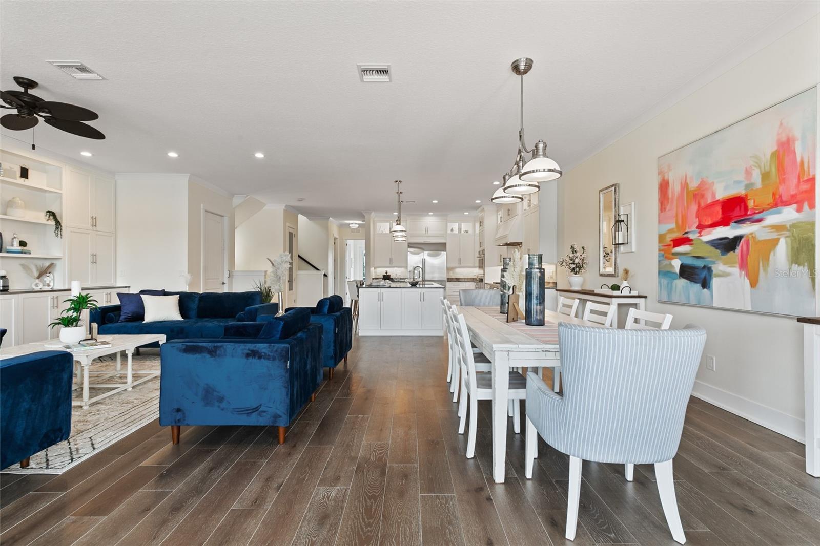 240 YACHT HARBOR DR