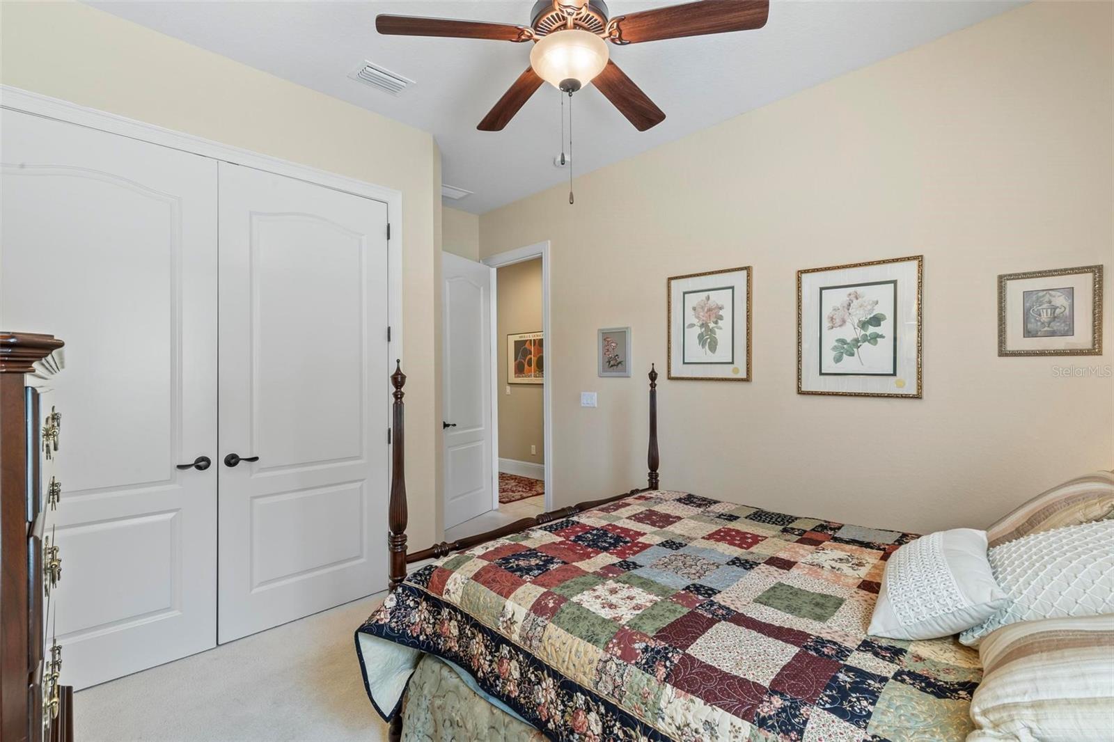 12 NATIVE OAK CT