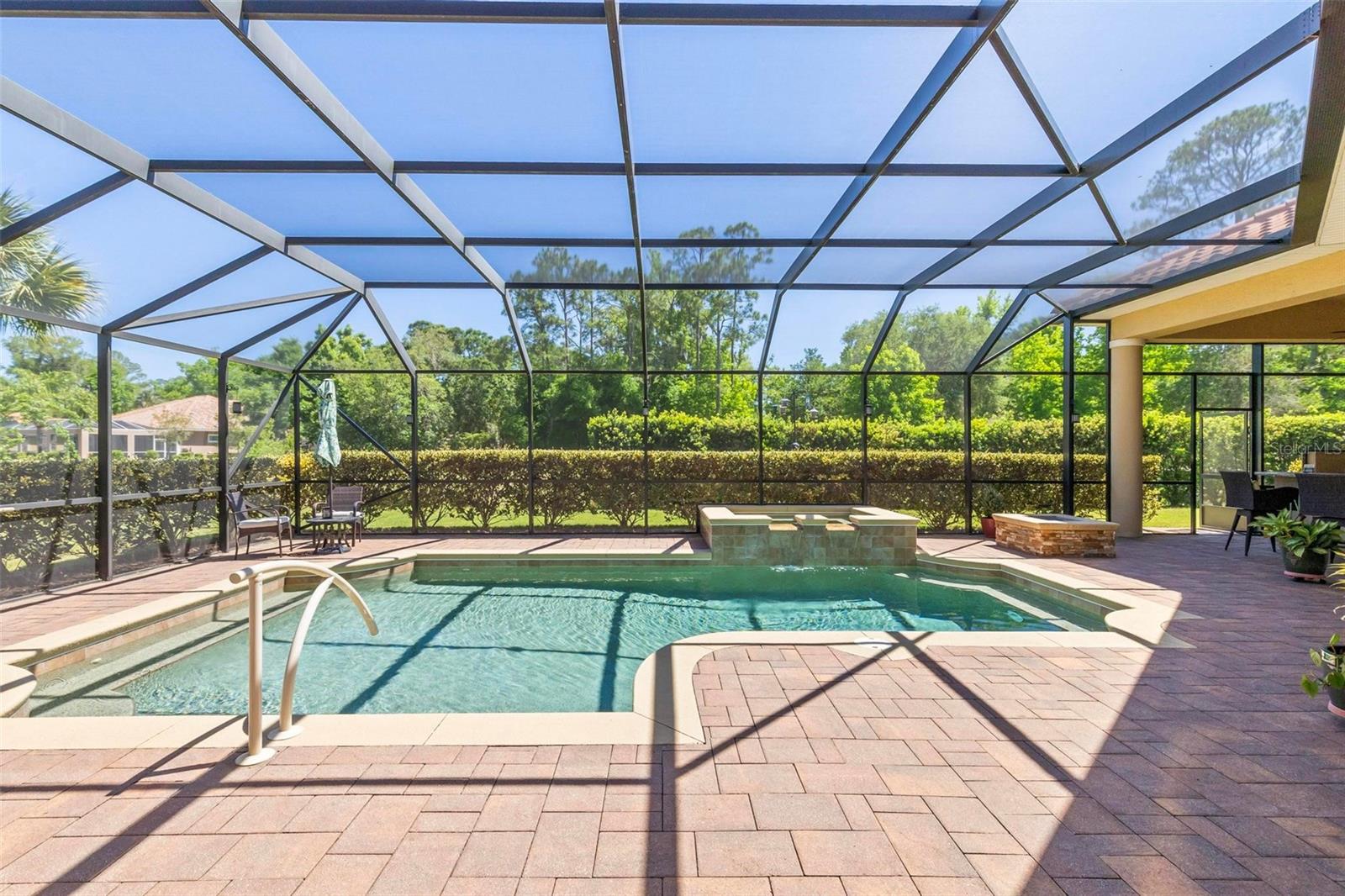 12 NATIVE OAK CT
