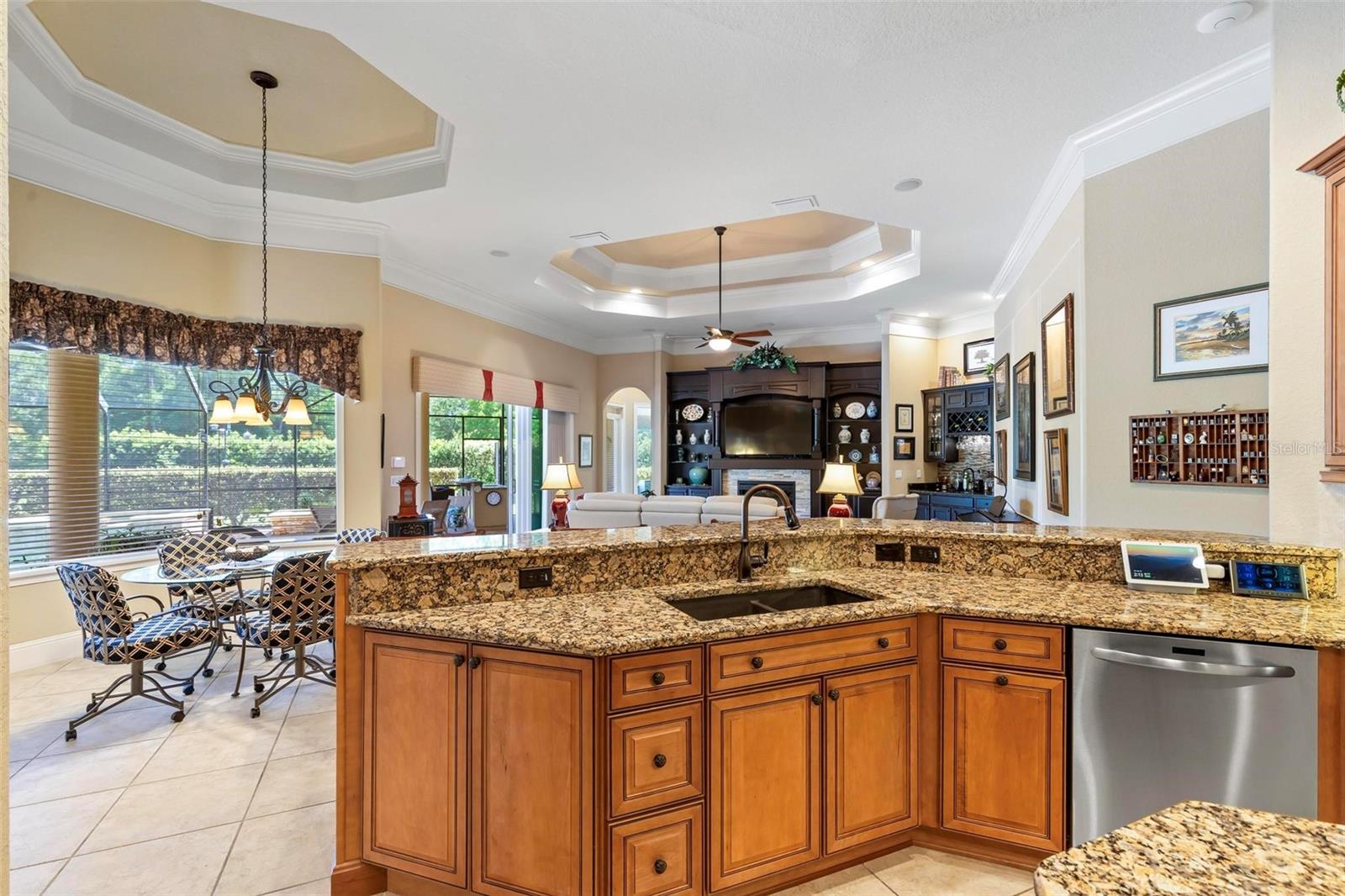 12 NATIVE OAK CT