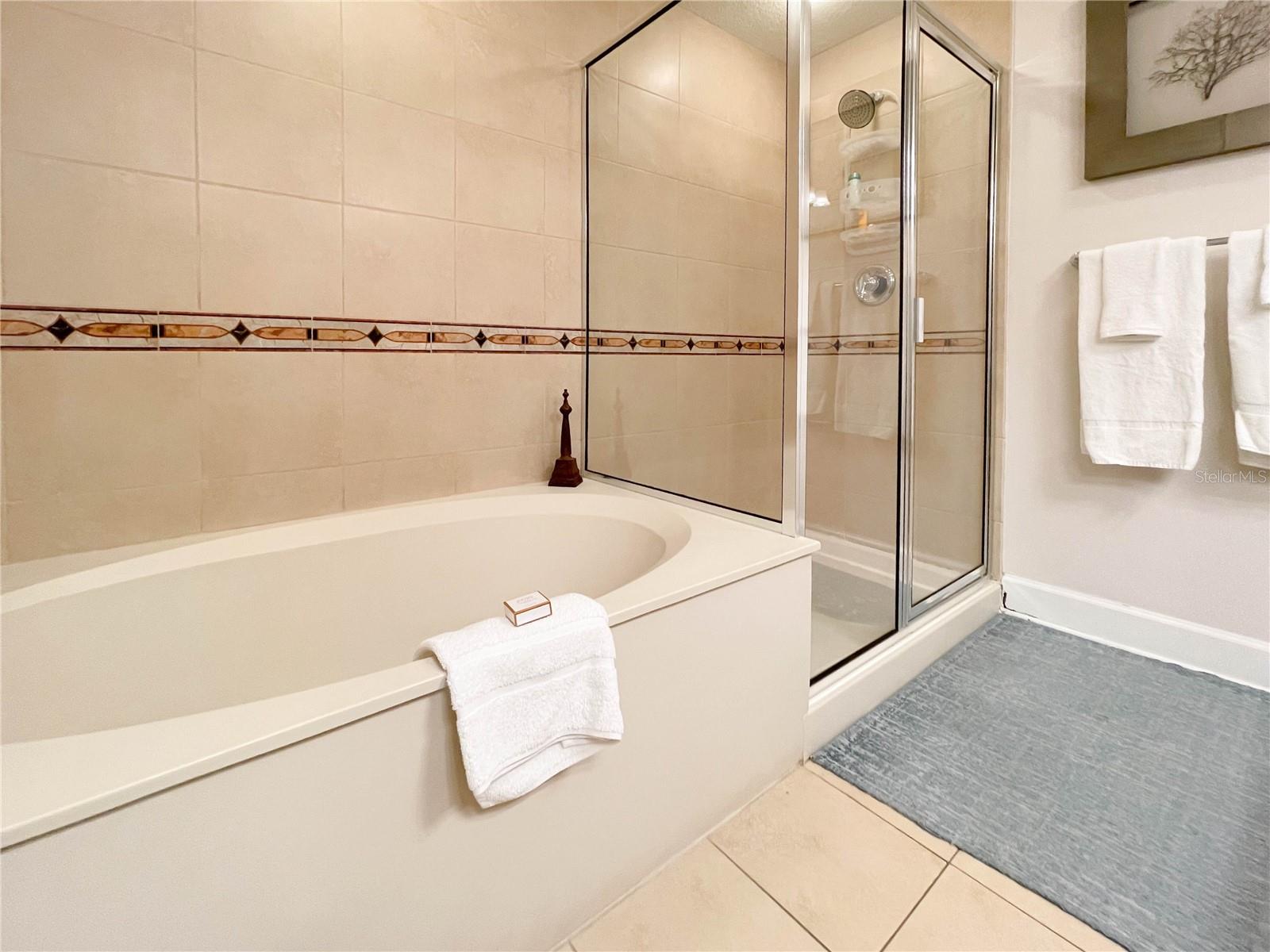 200 OCEAN CREST DR #317