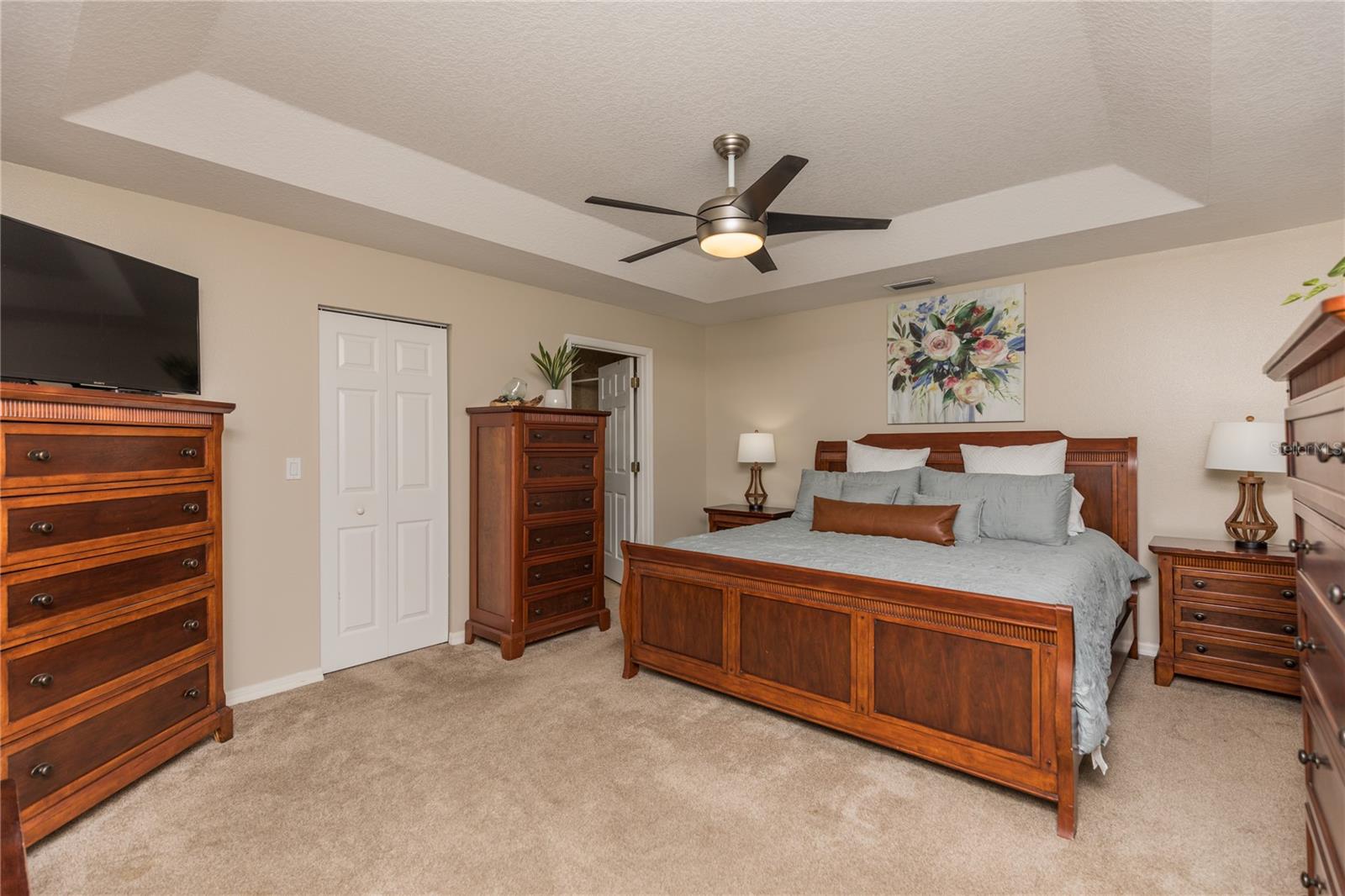 7 LANCASTER LN