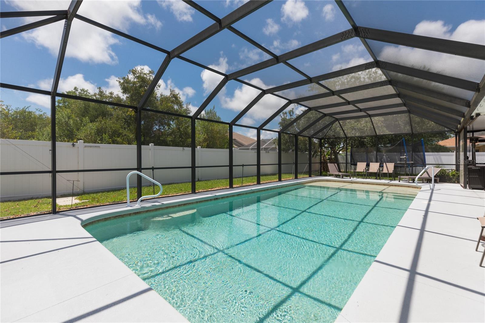 7 LANCASTER LN