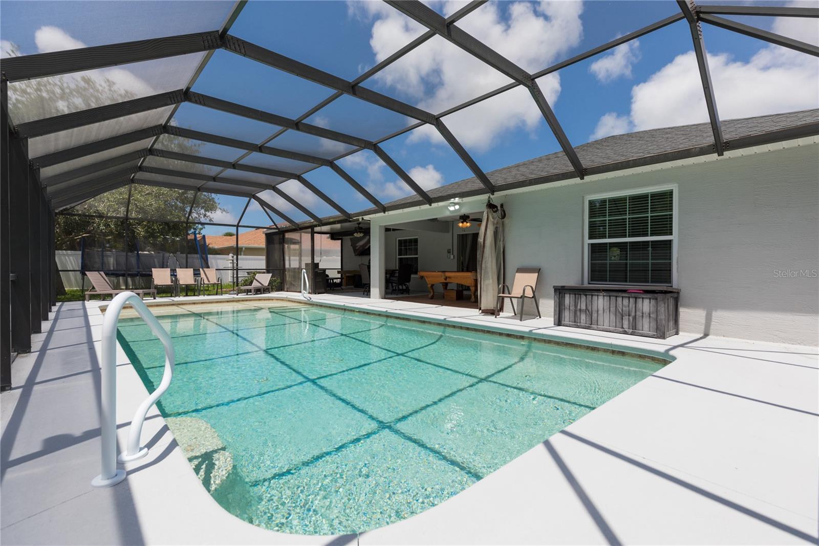 7 LANCASTER LN