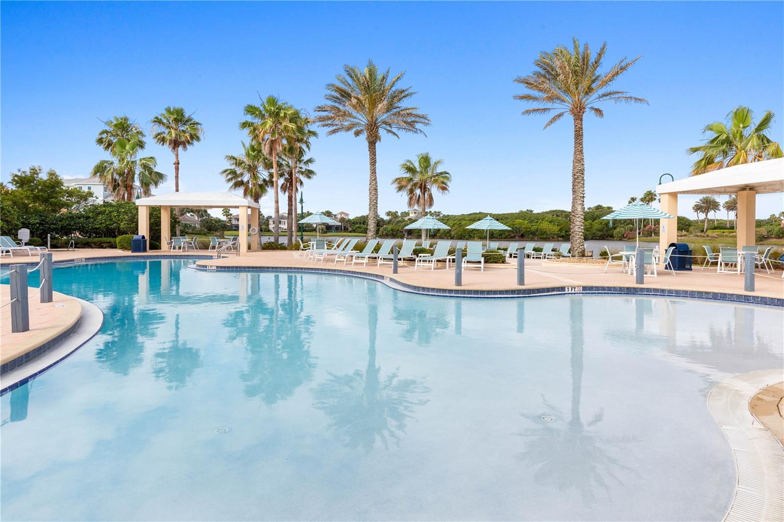 900 CINNAMON BEACH WAY #842