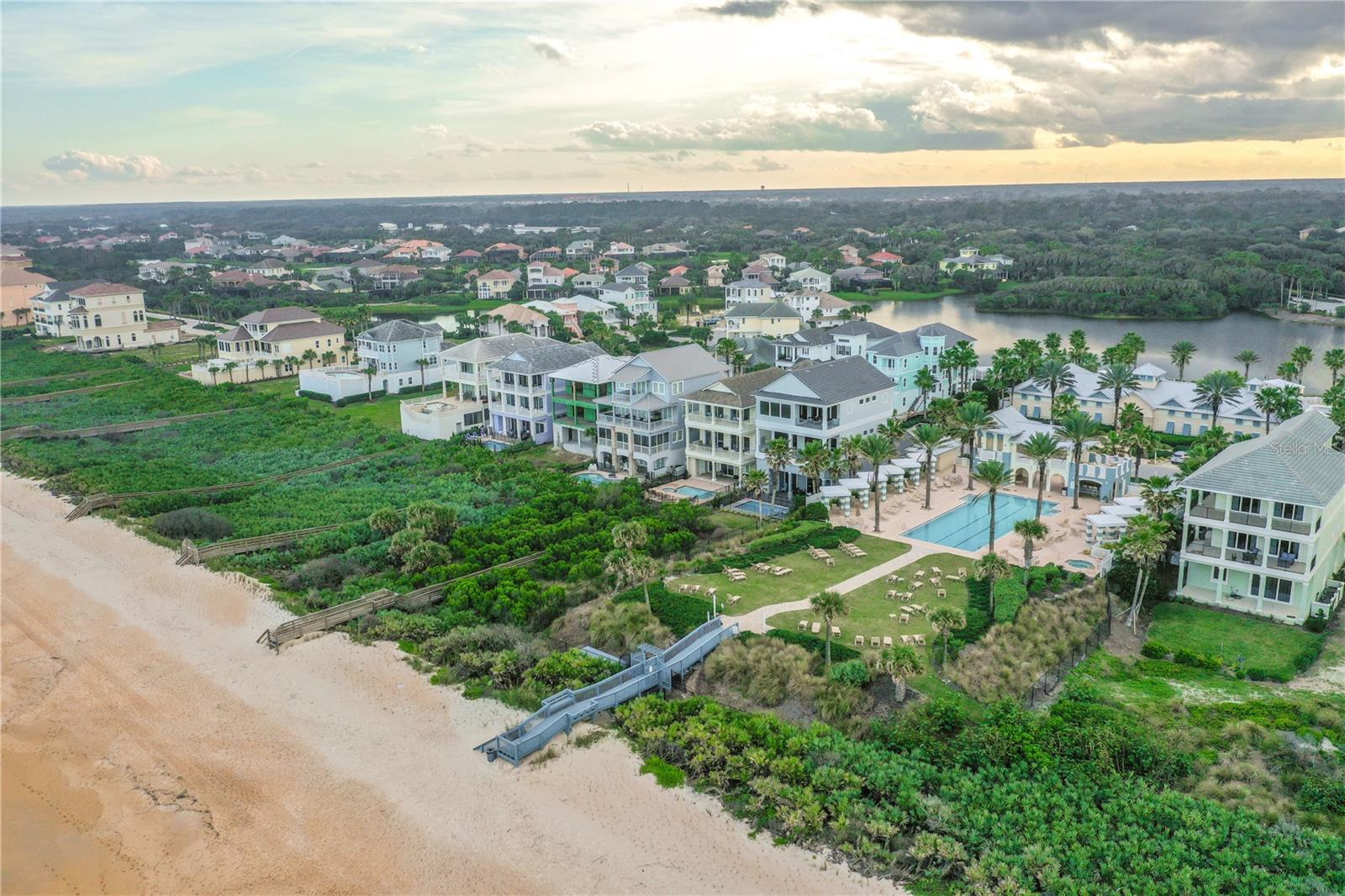 900 CINNAMON BEACH WAY #842