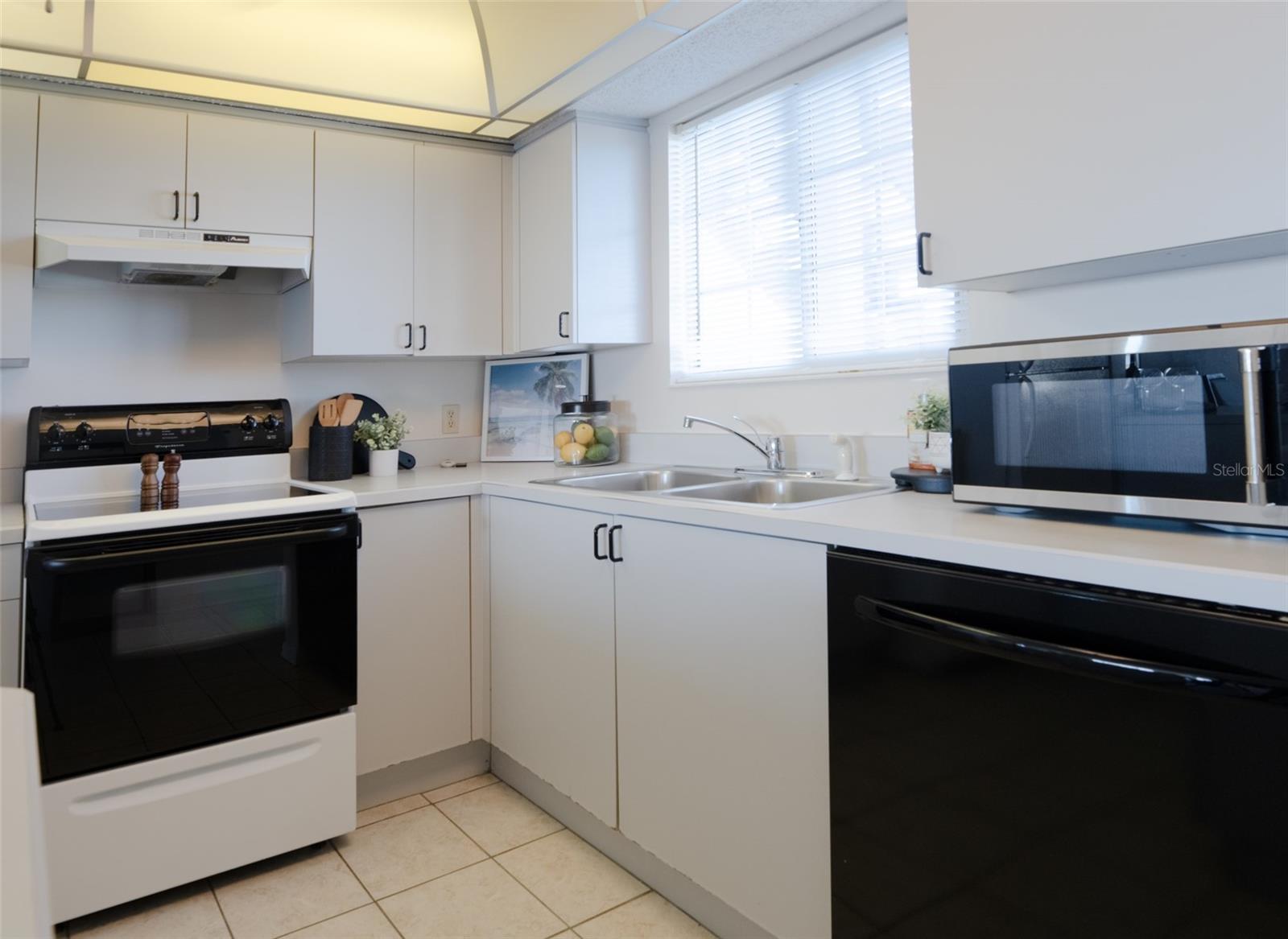 504 OCEAN MARINA DR #504