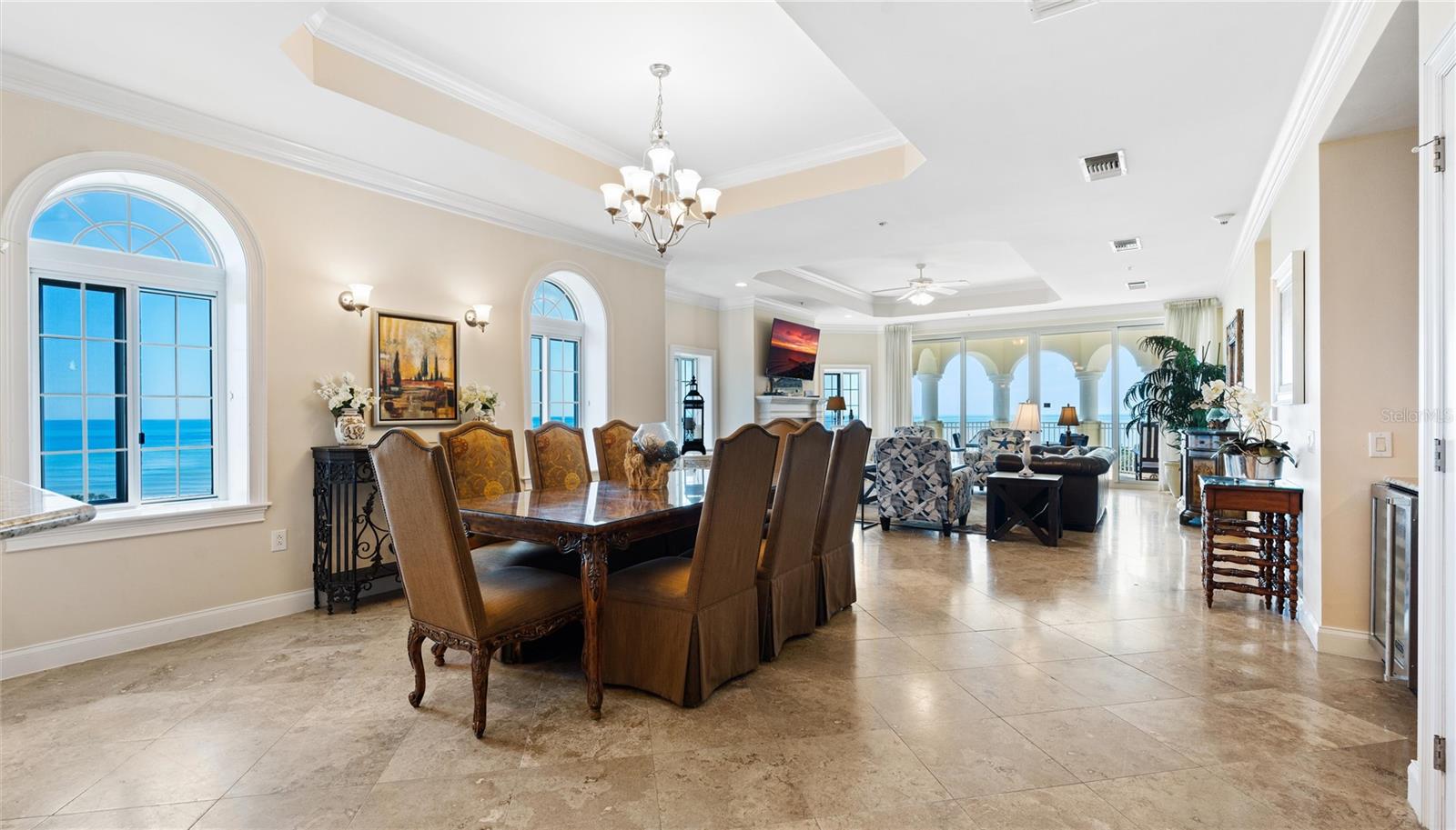 200 OCEAN CREST DR #656