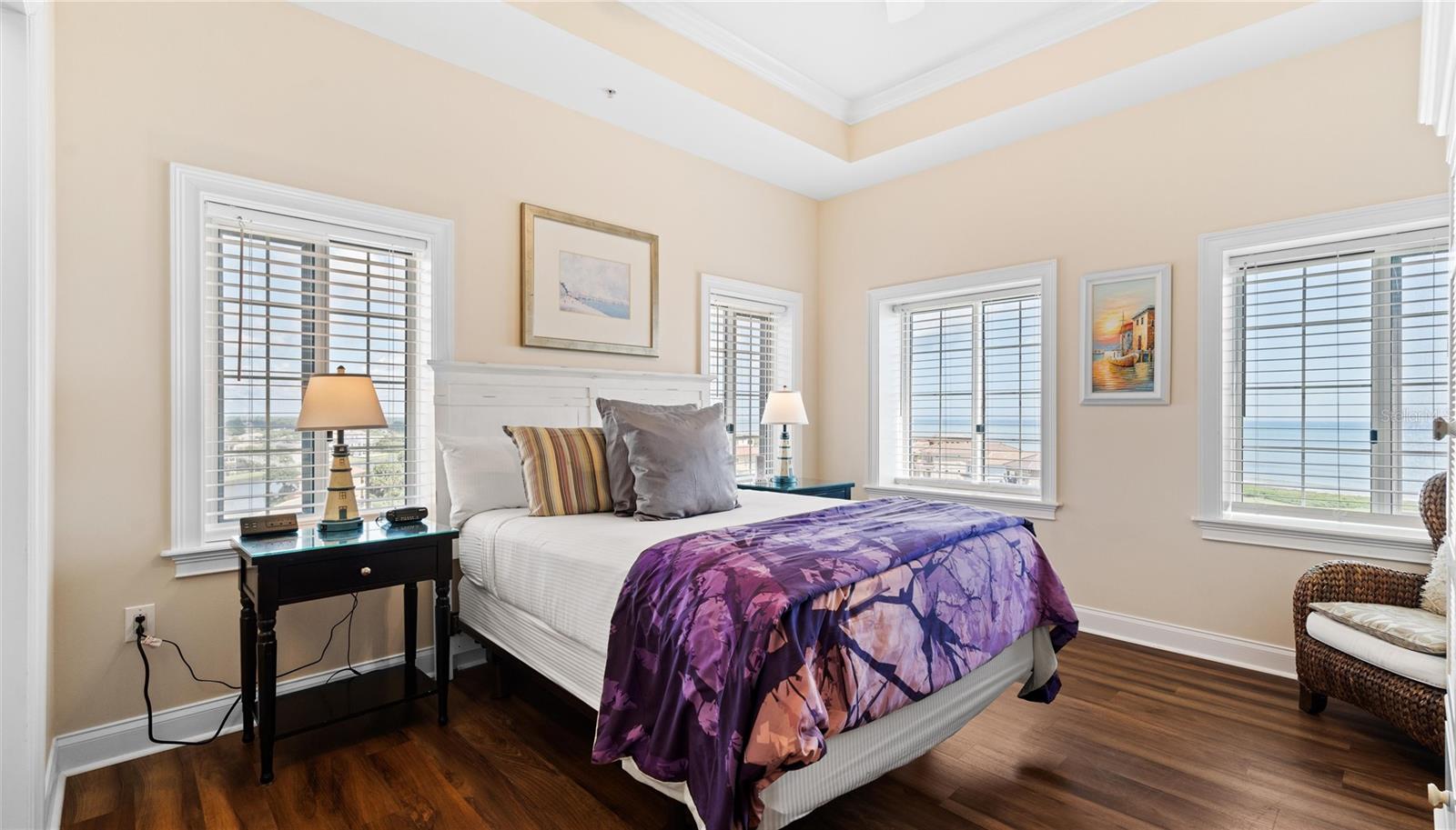 200 OCEAN CREST DR #656