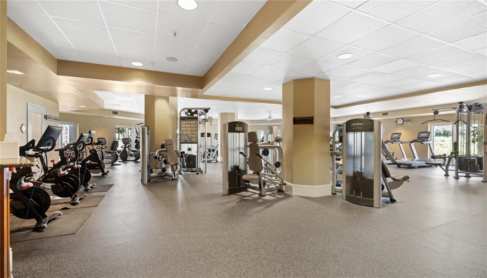 200 OCEAN CREST DR #656