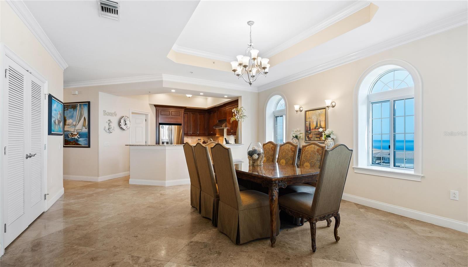 200 OCEAN CREST DR #656