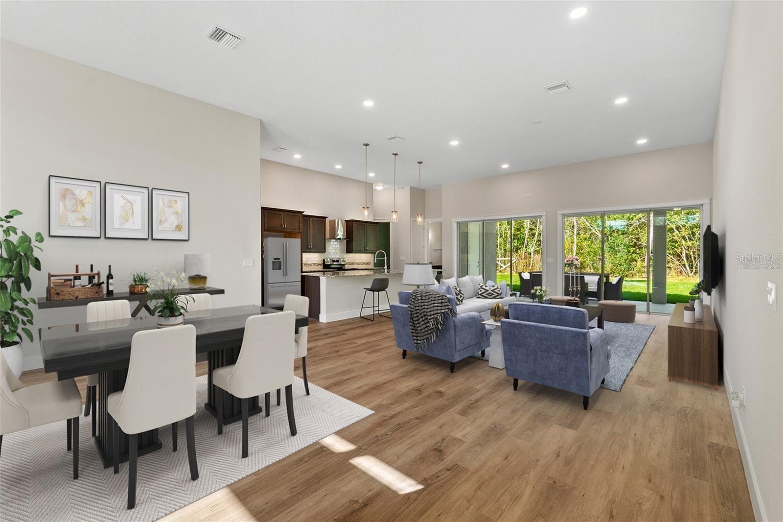 33 WOODBURY DR