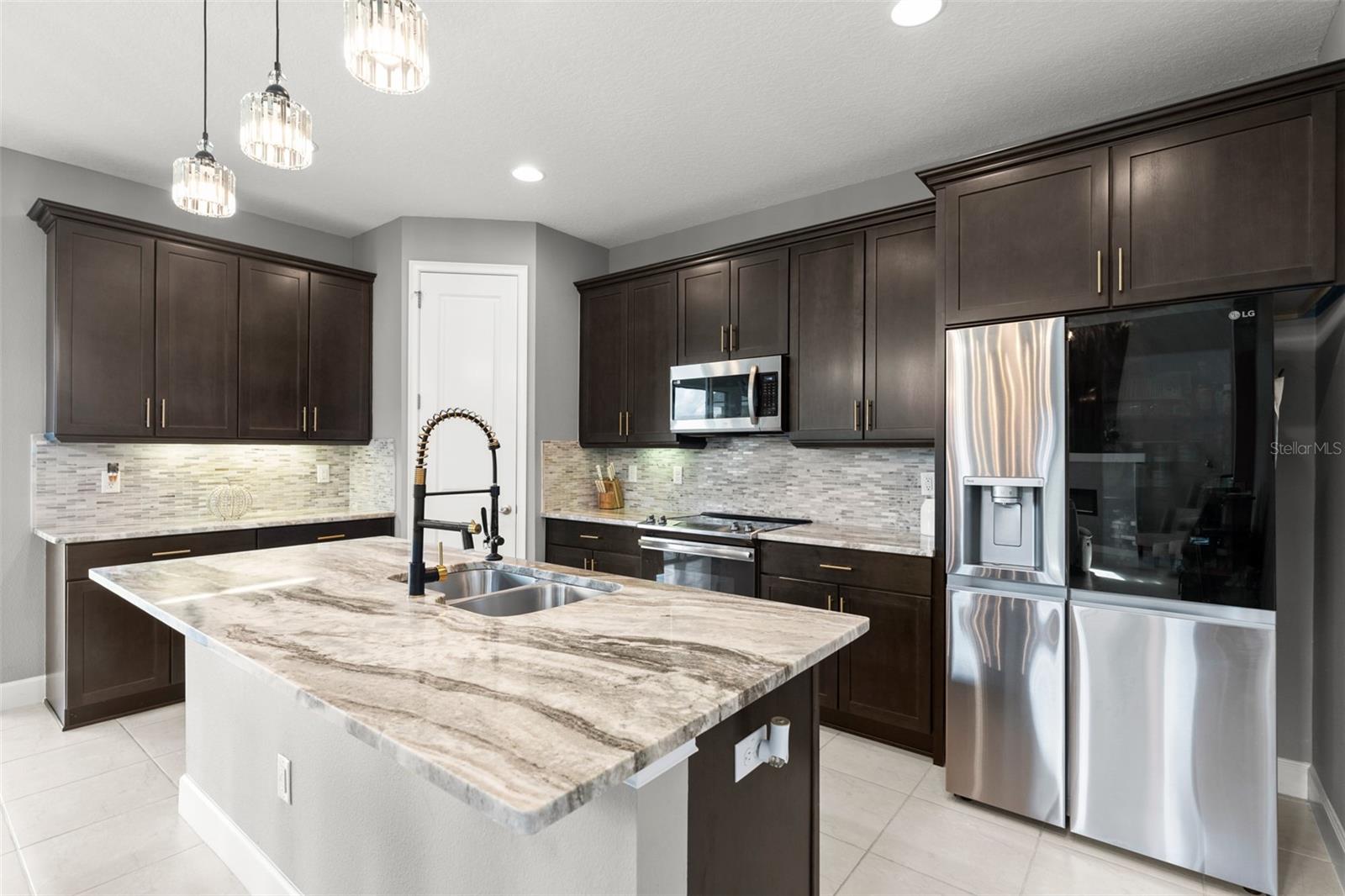 137 AZURE MIST WAY