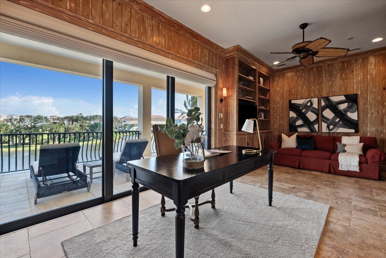 38 NORTHSHORE DR