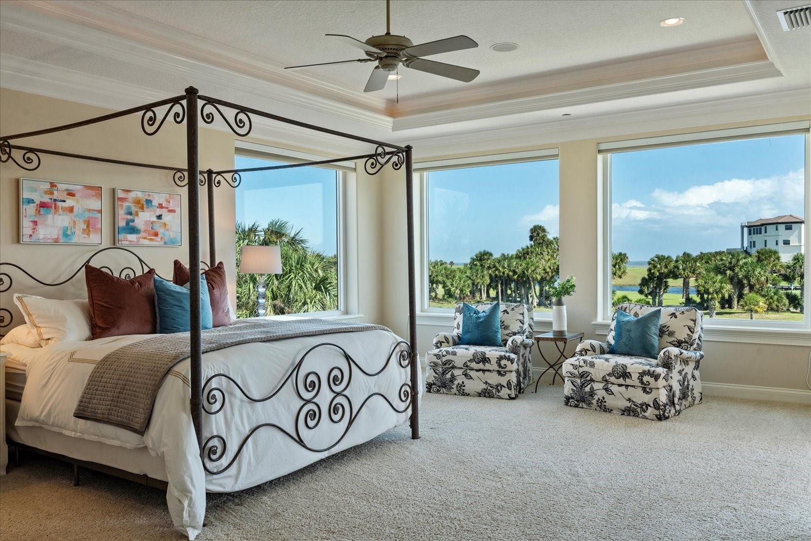 38 NORTHSHORE DR